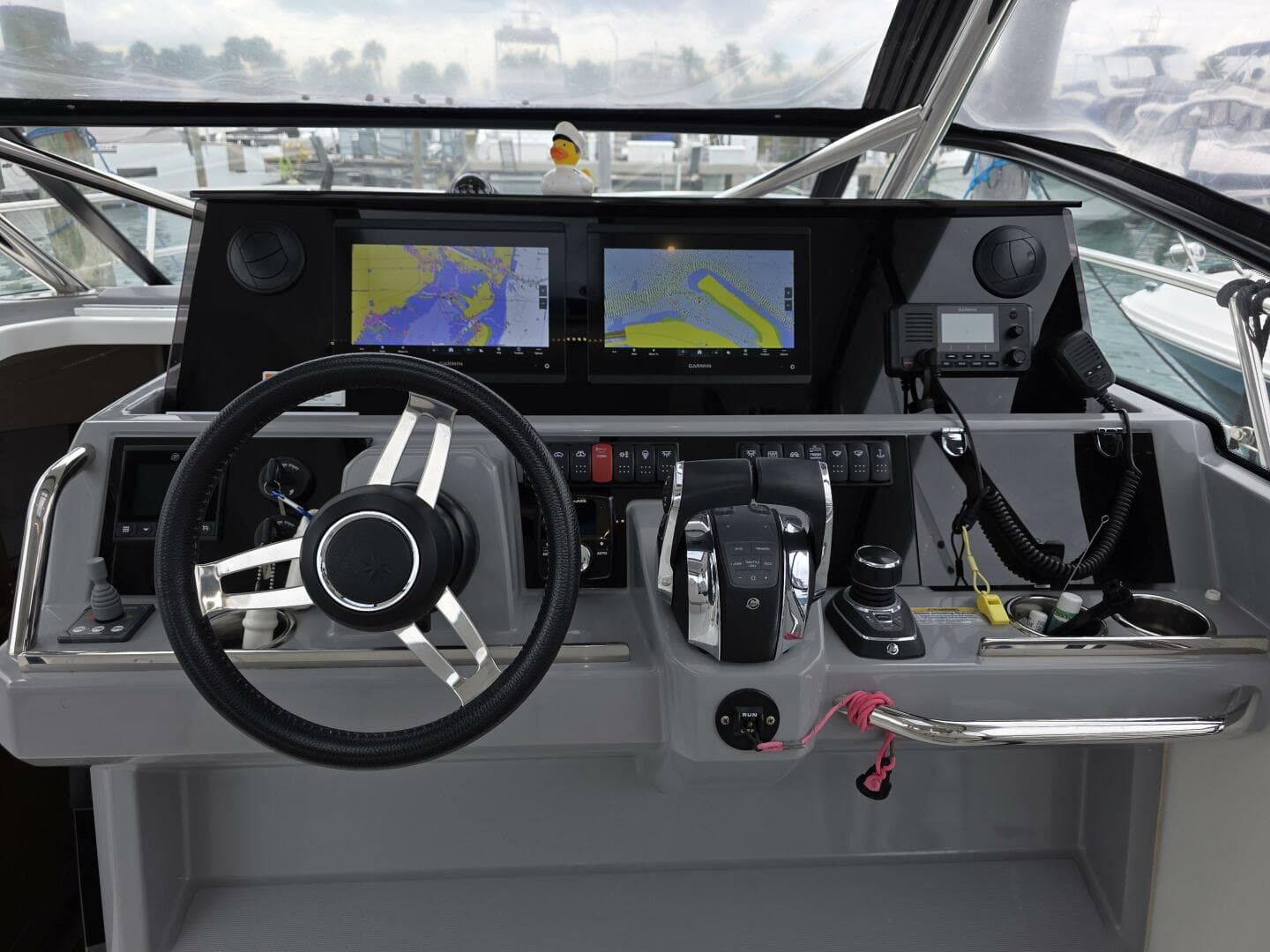 2022 Jeanneau Leader 10.5 WA Series 2 — photo 12