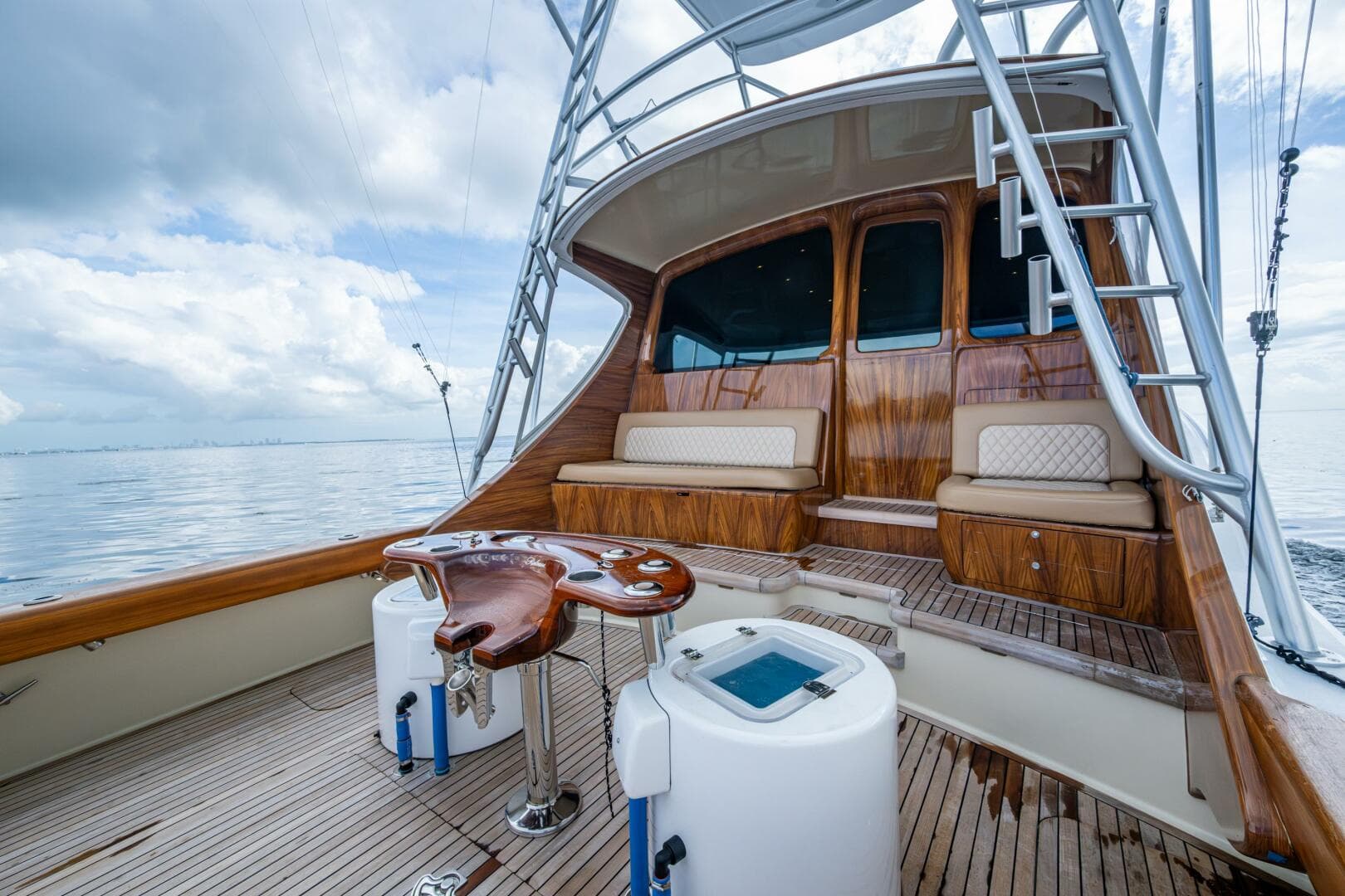 2017 Custom Carolina French Yachts Custom Express Sportfish — photo 36