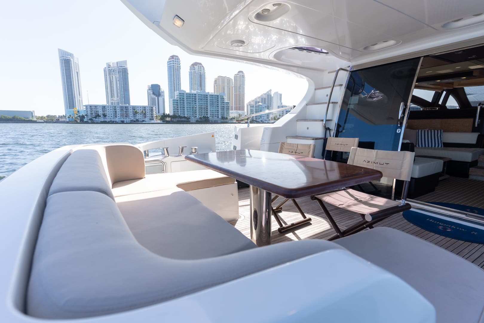 2014 Azimut 64 Flybridge — photo 40