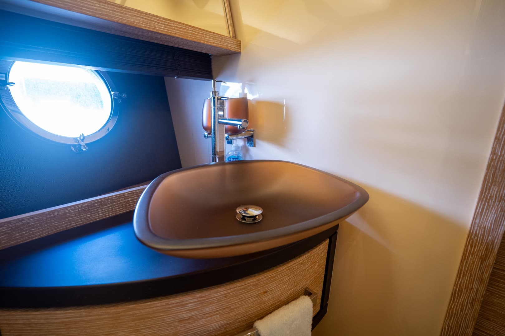 2014 Azimut 64 Flybridge — photo 7