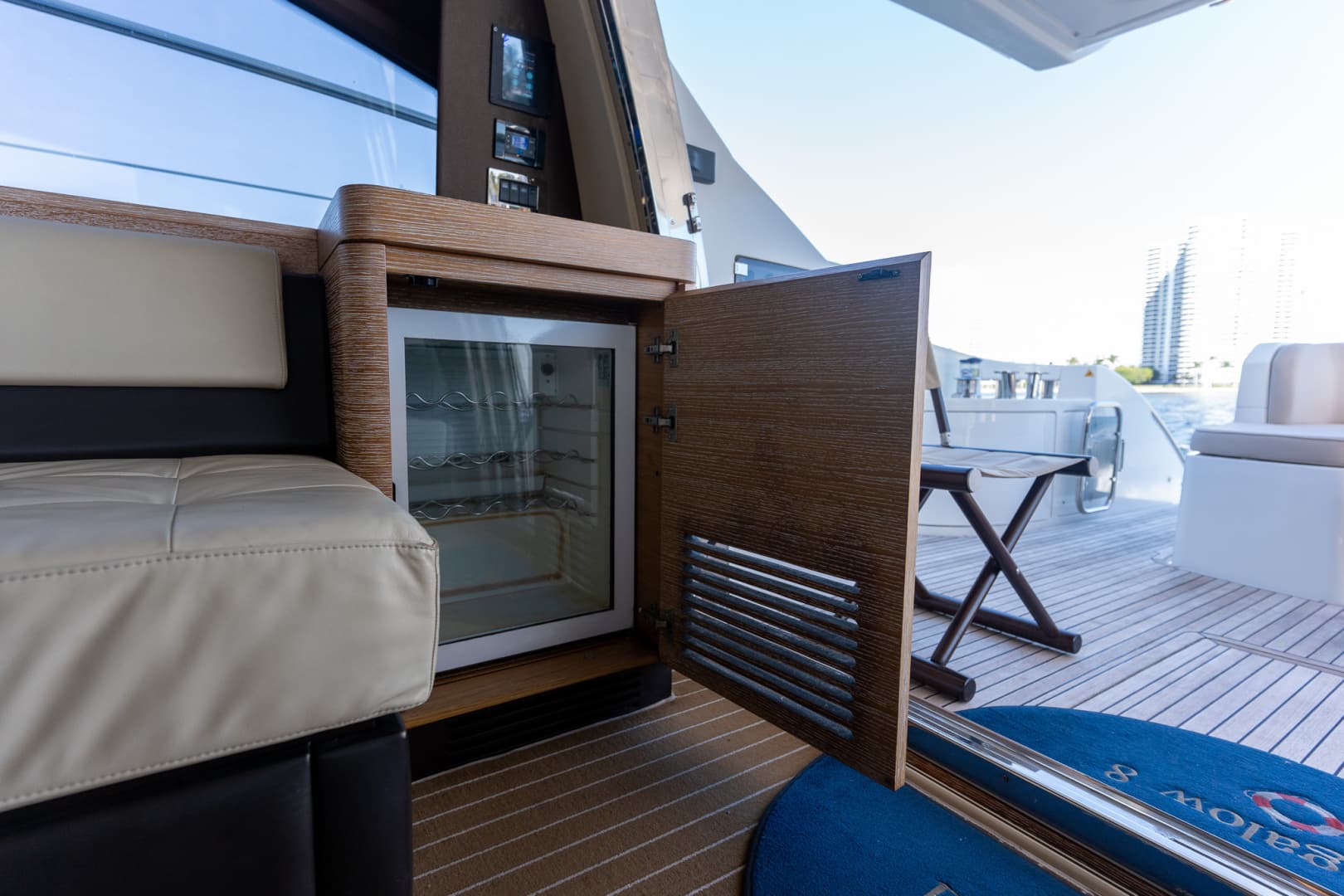 2014 Azimut 64 Flybridge — photo 35