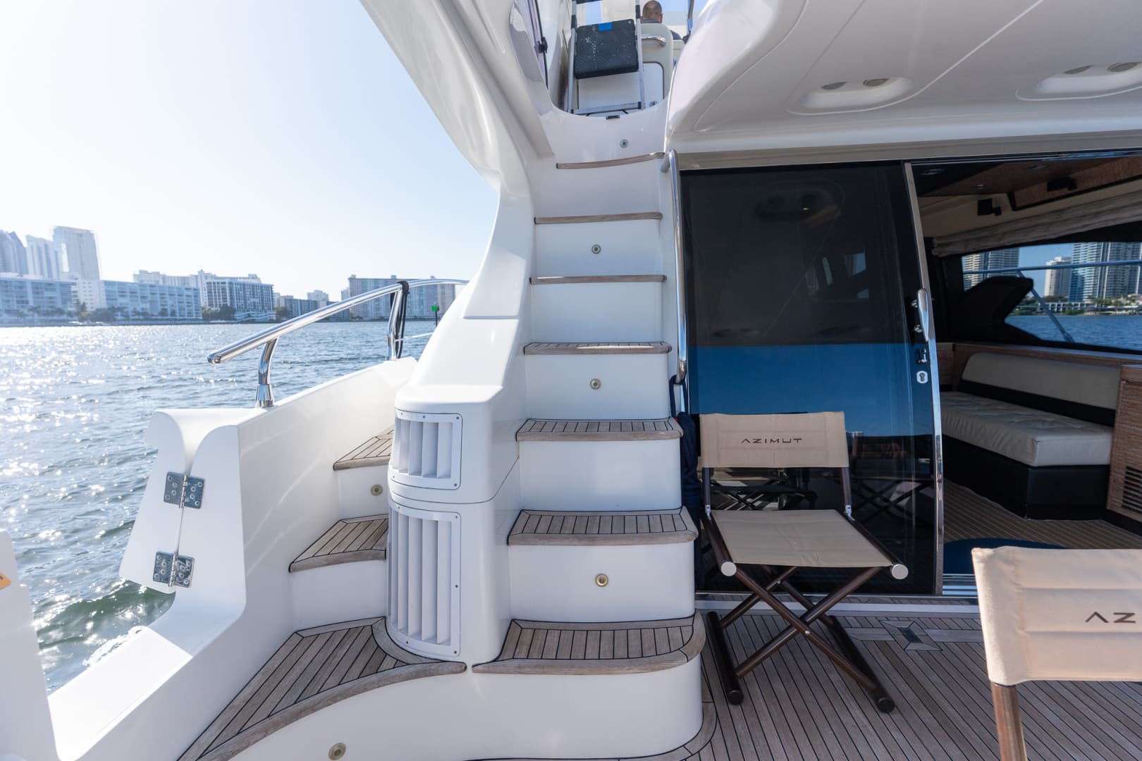 2014 Azimut 64 Flybridge — photo 42