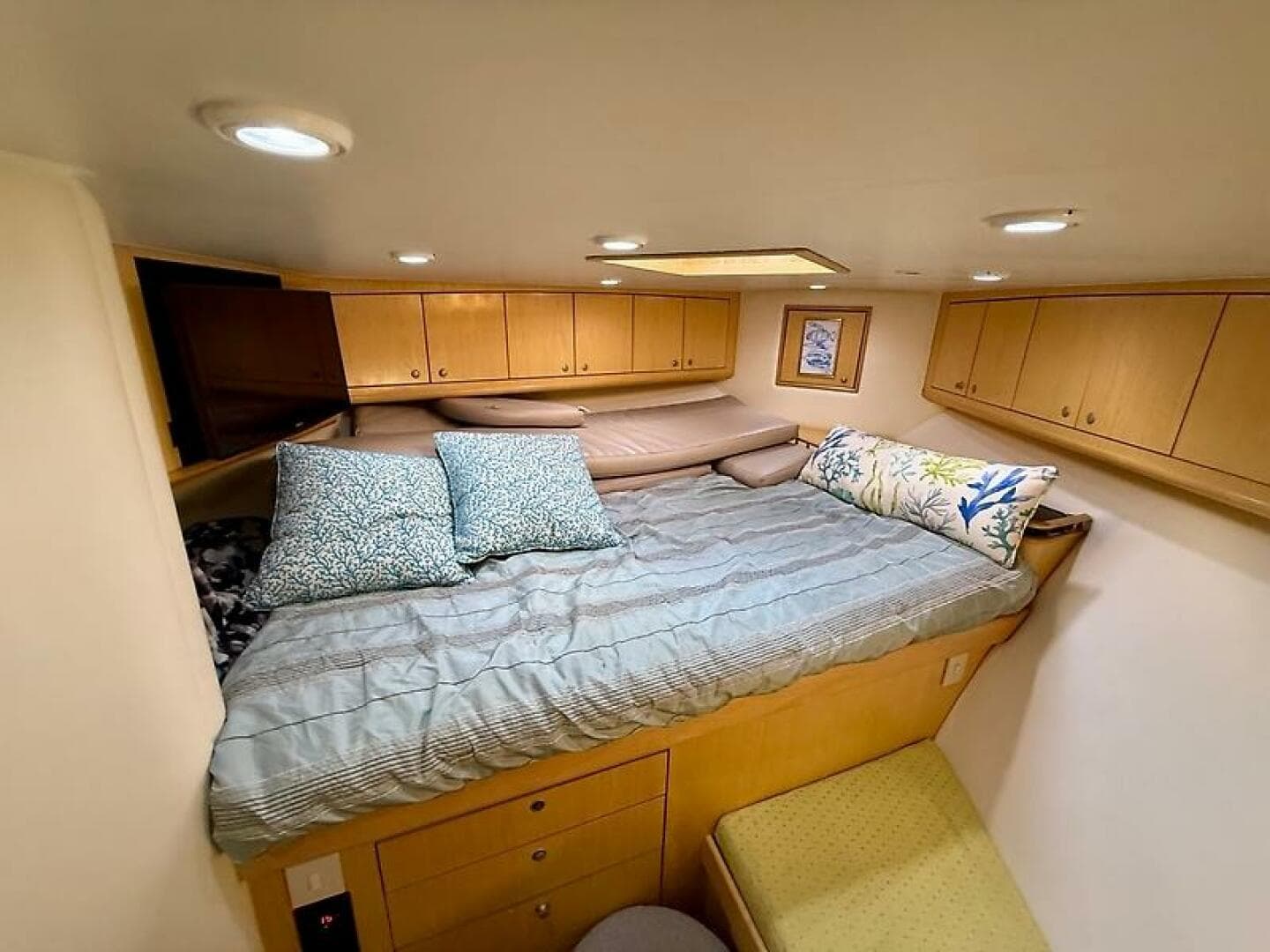 1998 Buddy Davis 52 Convertible — photo 40