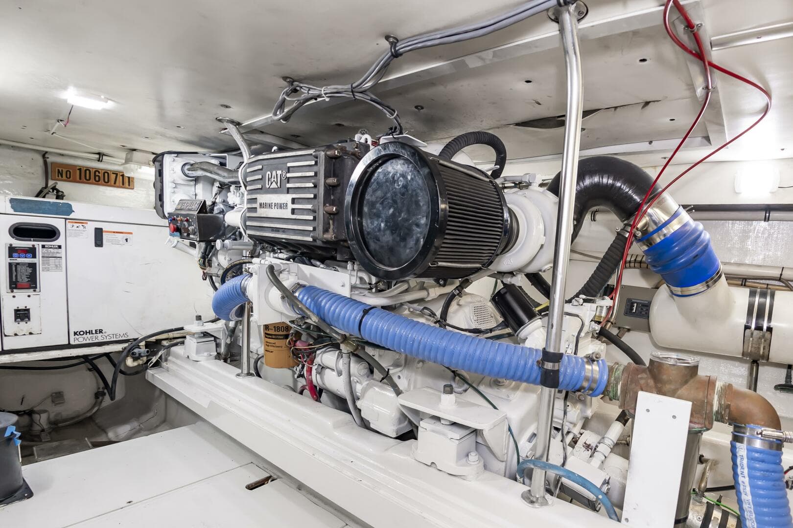 1998 Buddy Davis 52 Convertible — photo 43