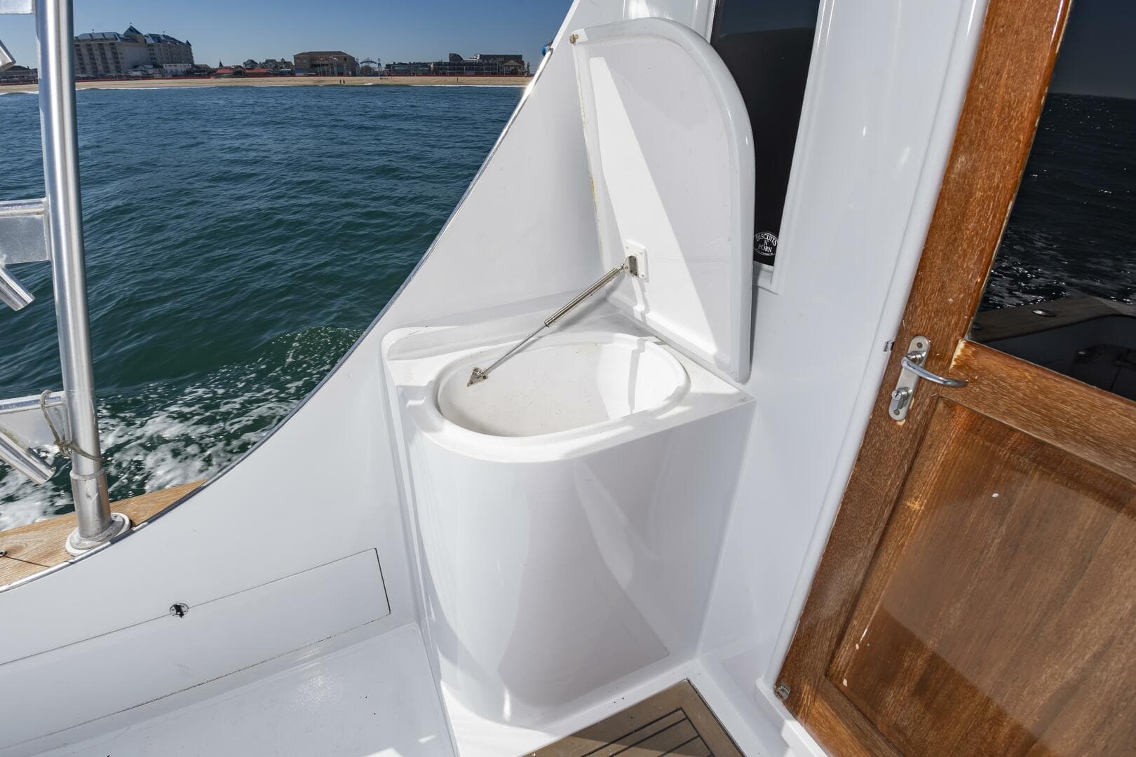 1998 Buddy Davis 52 Convertible — photo 14