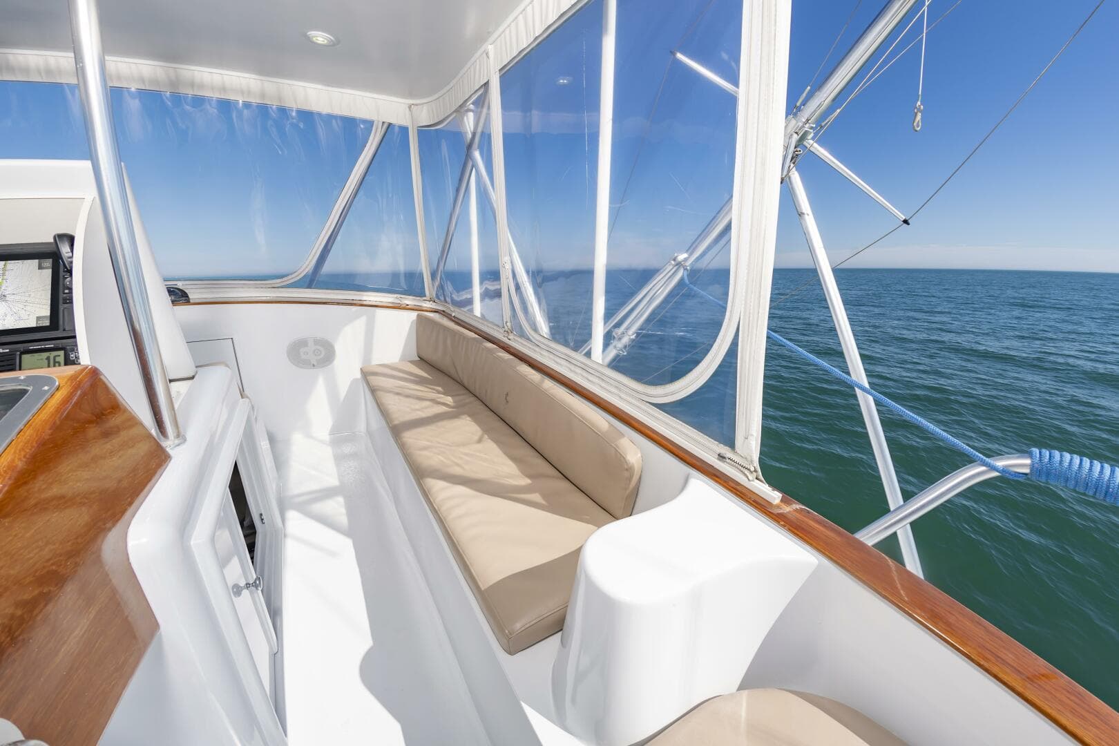 1998 Buddy Davis 52 Convertible — photo 19