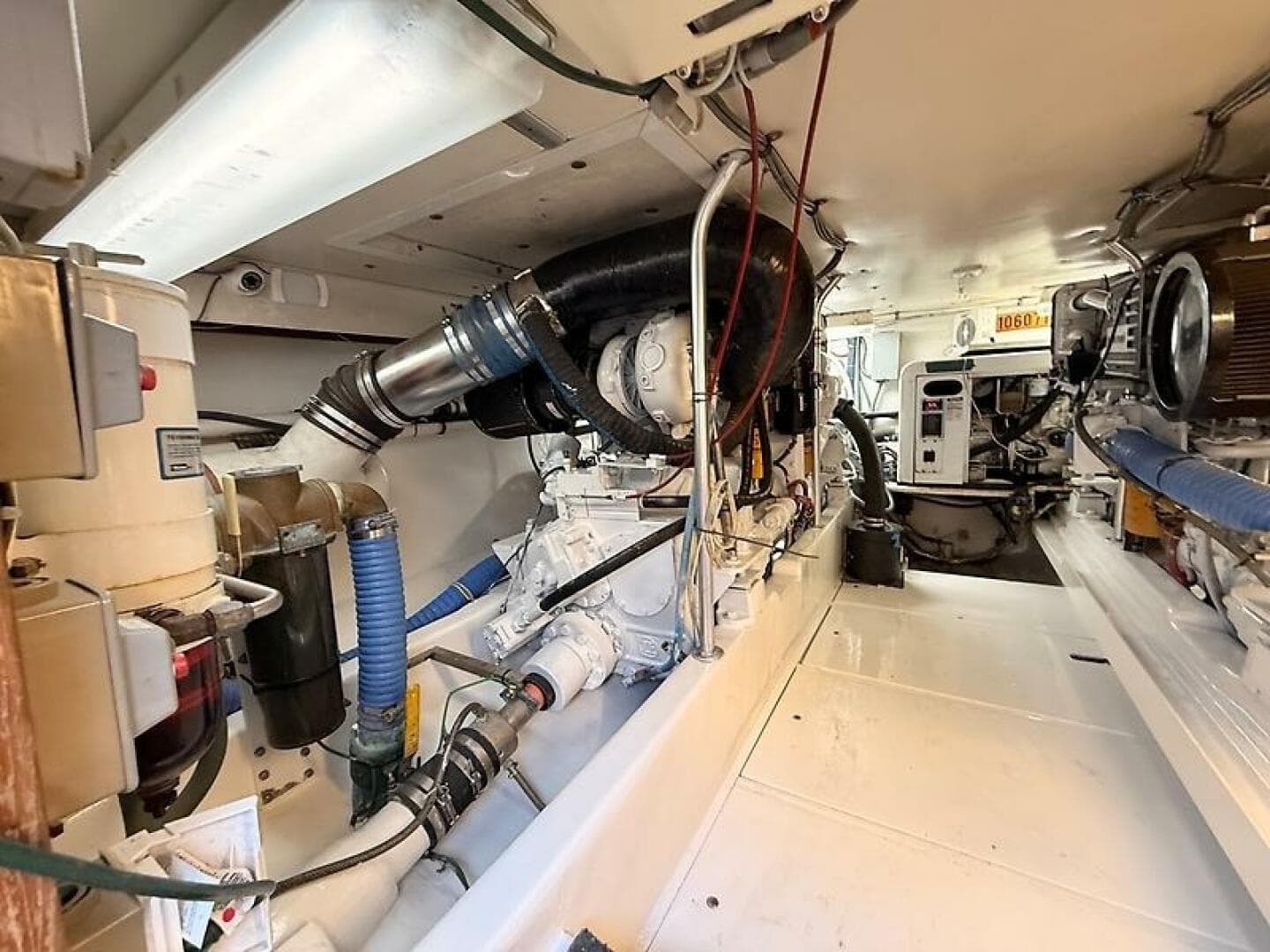 1998 Buddy Davis 52 Convertible — photo 20