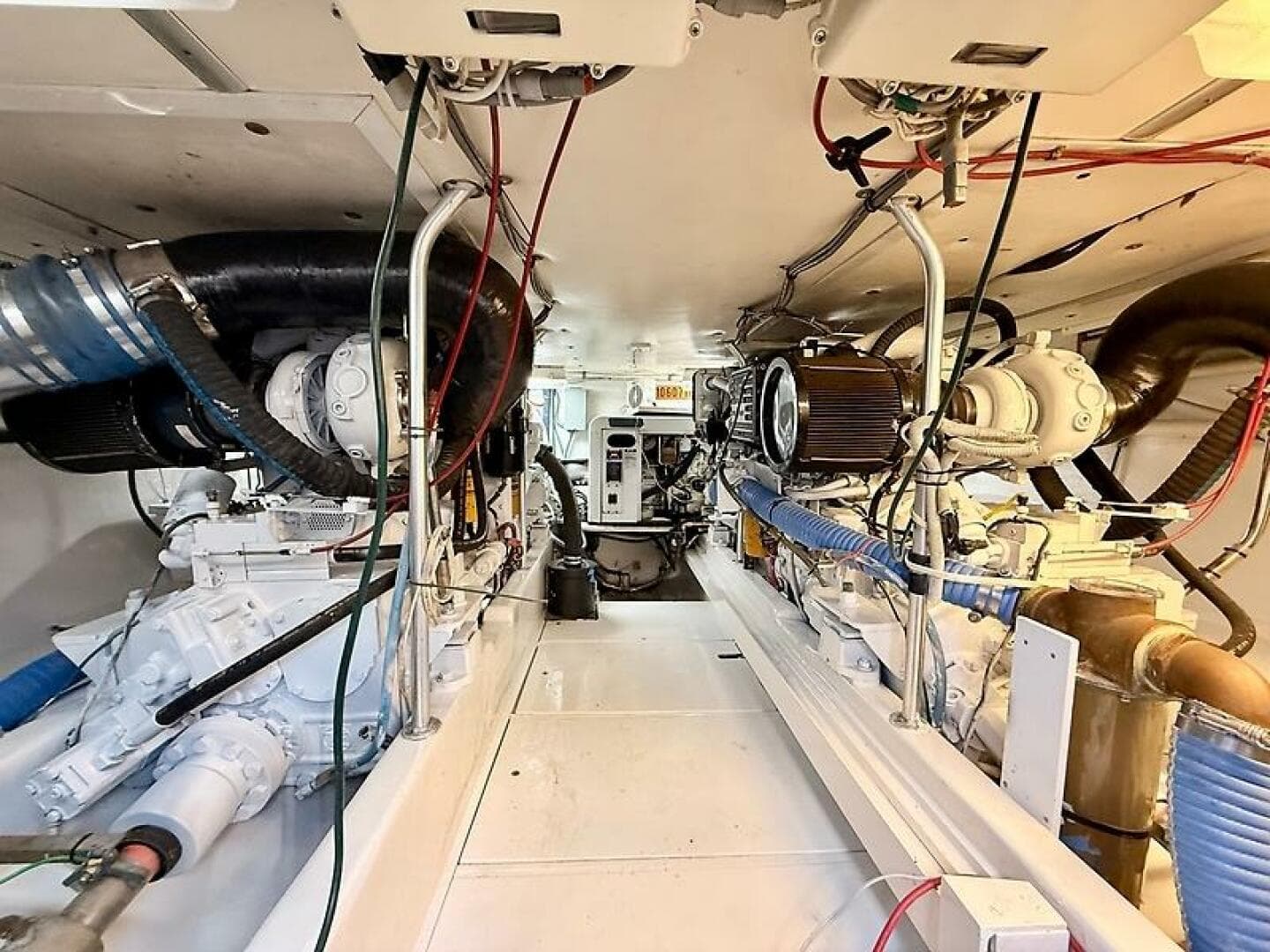 1998 Buddy Davis 52 Convertible — photo 17