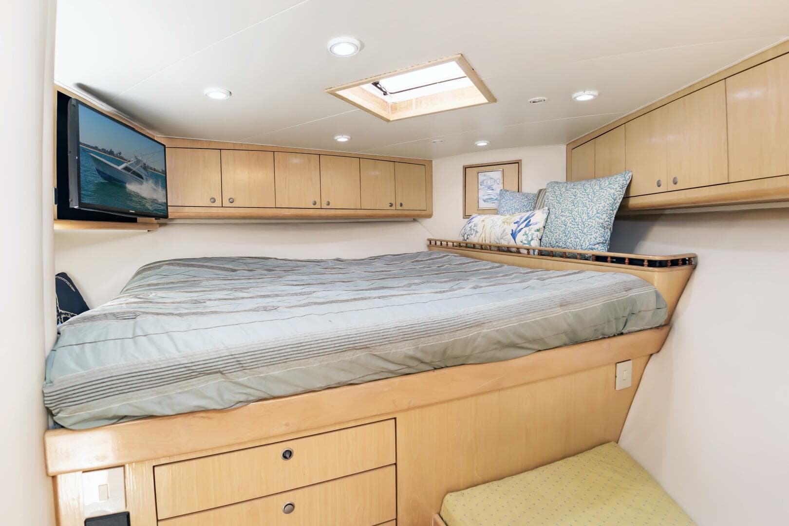 1998 Buddy Davis 52 Convertible — photo 36