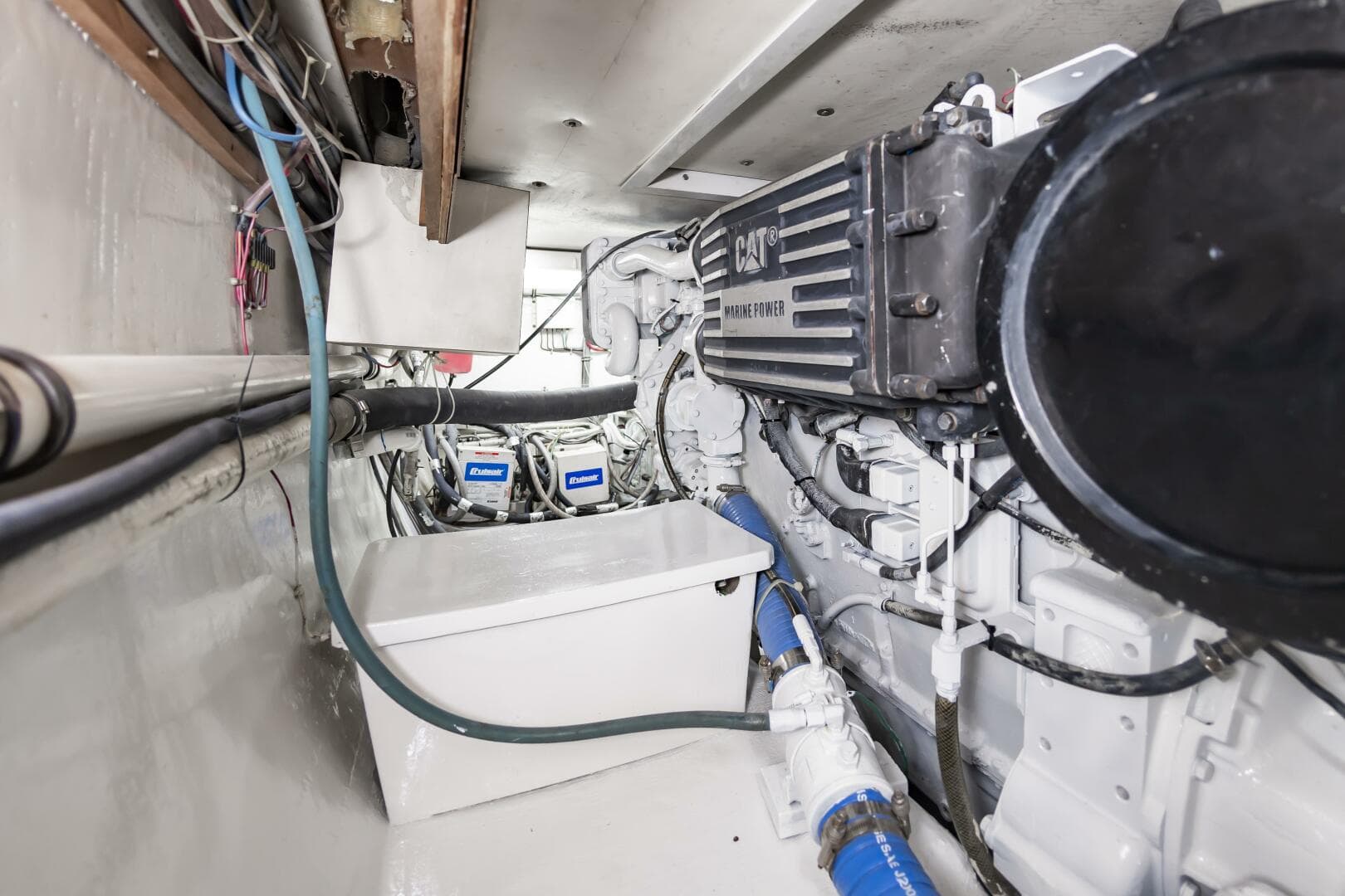 1998 Buddy Davis 52 Convertible — photo 51