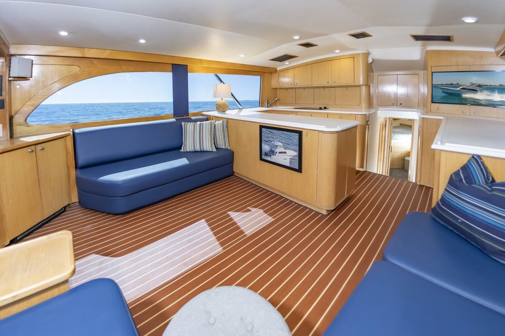 1998 Buddy Davis 52 Convertible — photo 21