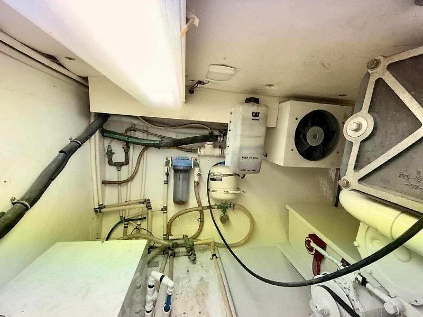 1998 Buddy Davis 52 Convertible — photo 23