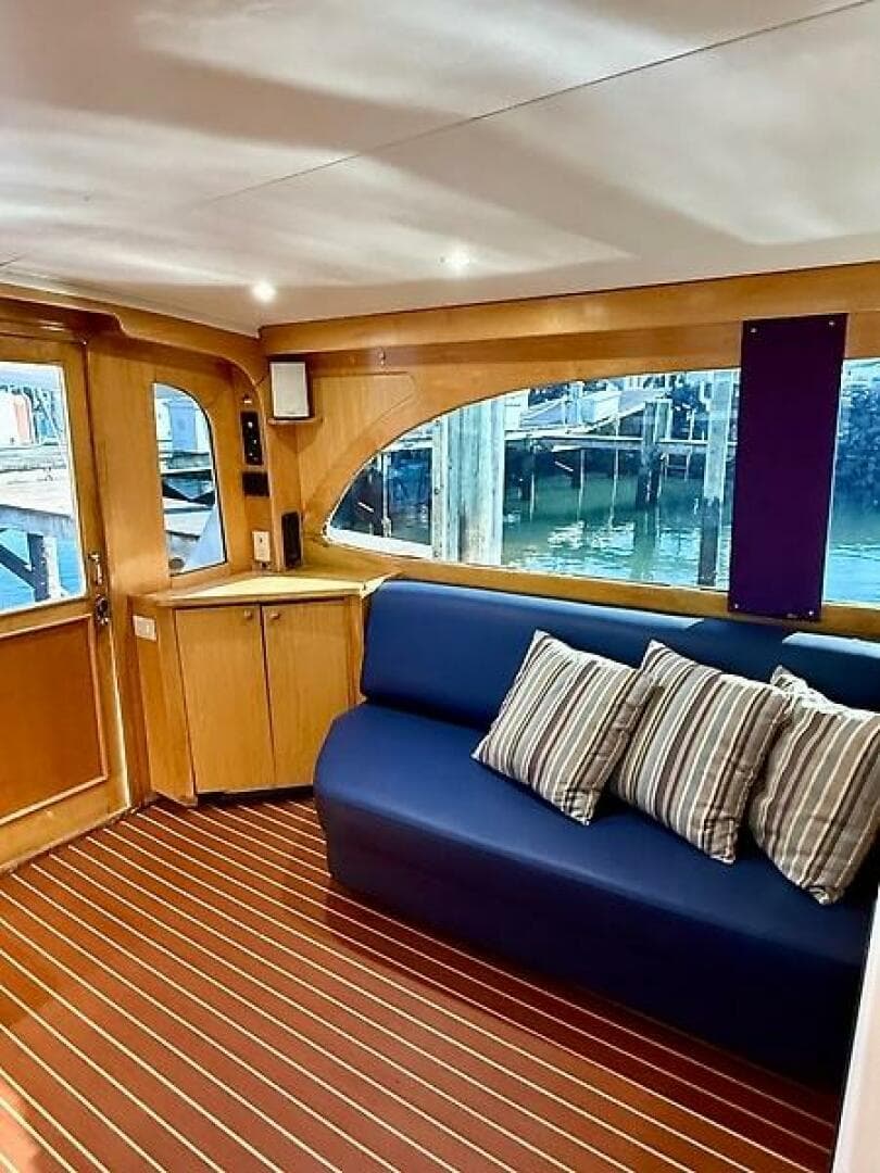 1998 Buddy Davis 52 Convertible — photo 27