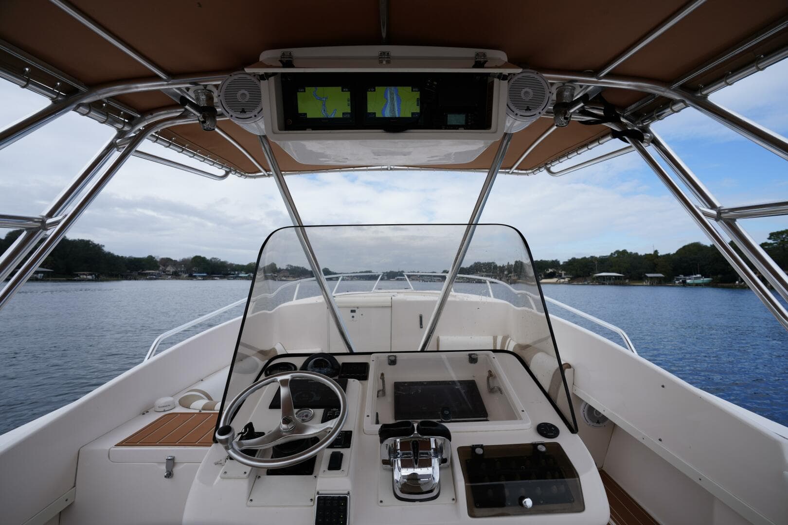 1999 Intrepid — photo 14