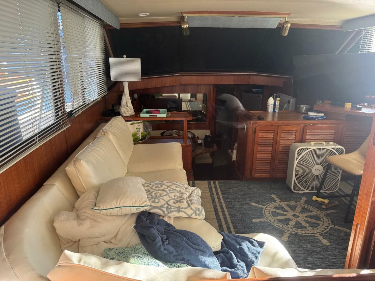 1988 Chris-Craft Catalina 426 — photo 3