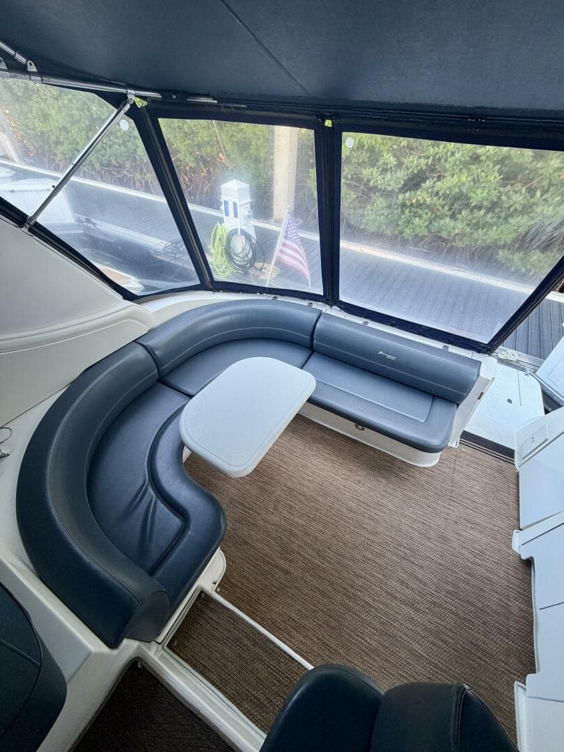 2007 Cruisers Yachts 370 Express — photo 22