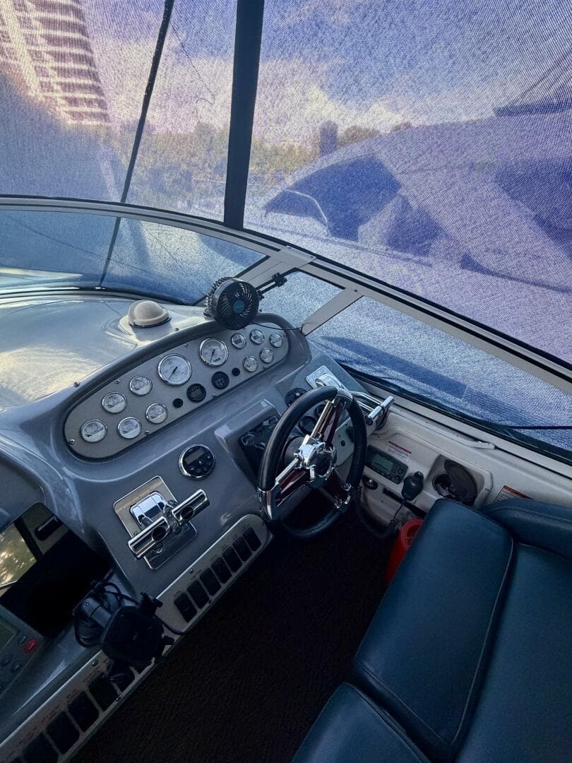 2007 Cruisers Yachts 370 Express — photo 20