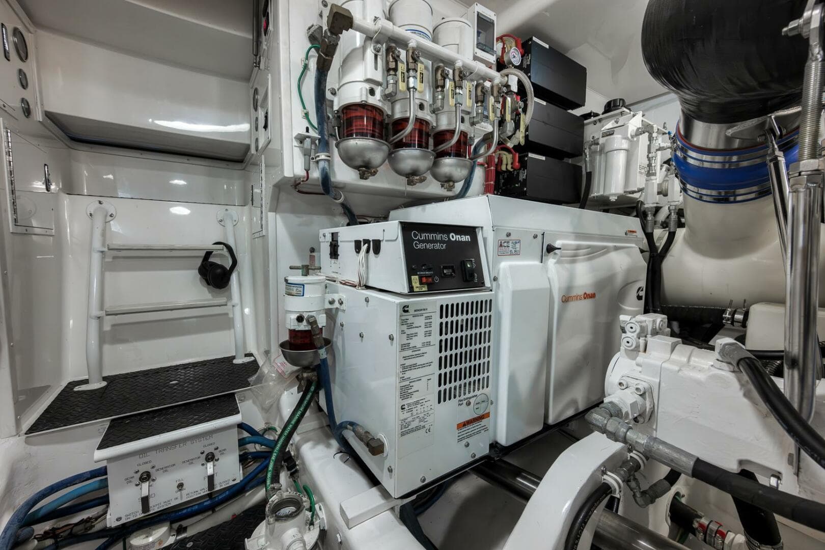 2015 Viking 52 Sport Coupe — photo 73