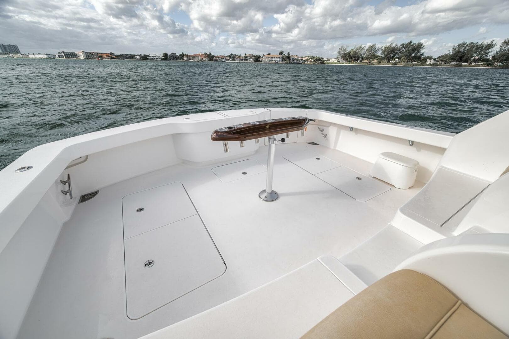 2015 Viking 52 Sport Coupe — photo 24