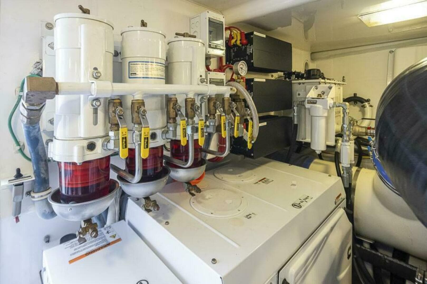 2015 Viking 52 Sport Coupe — photo 77