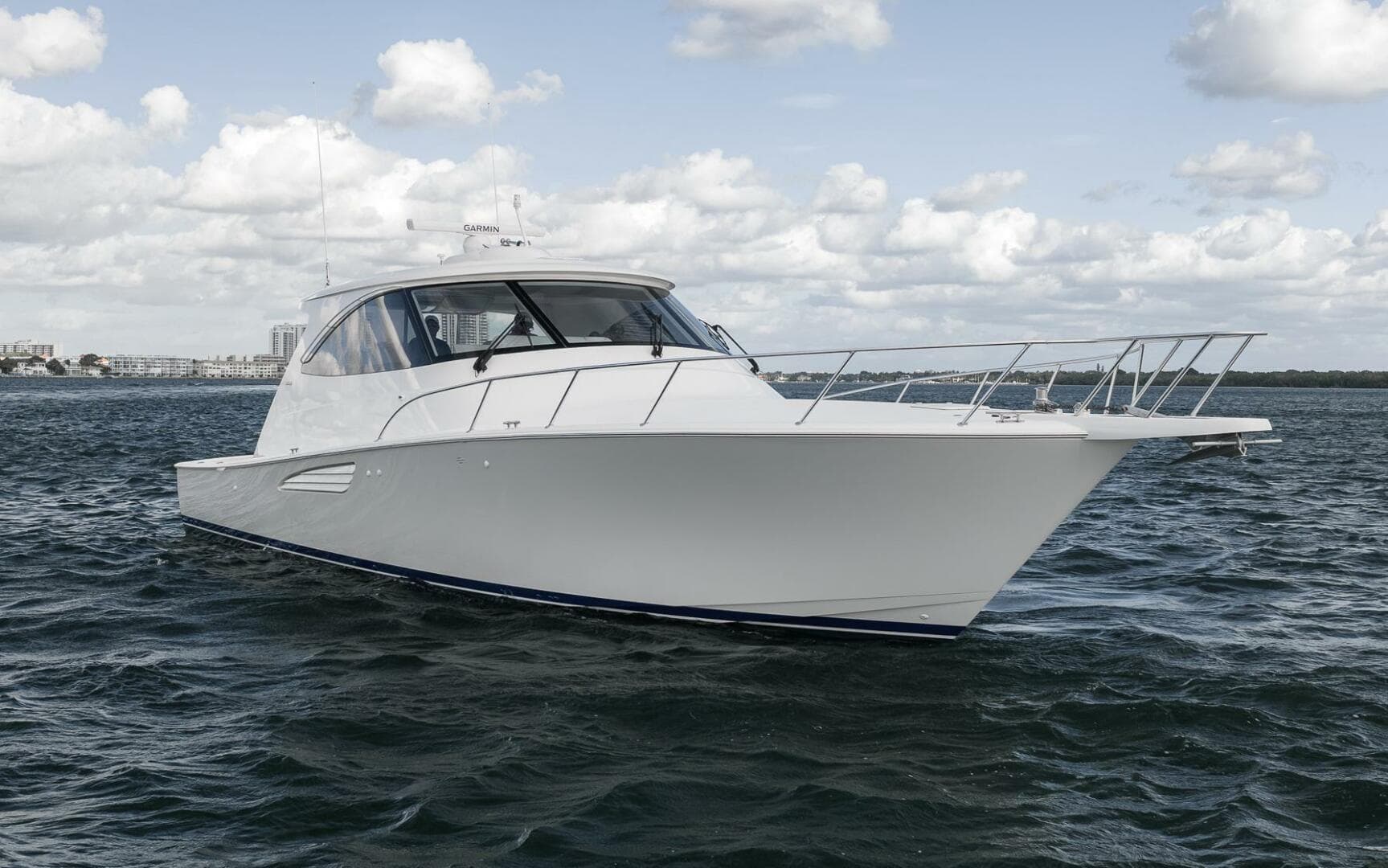 2015 Viking 52 Sport Coupe — photo 15