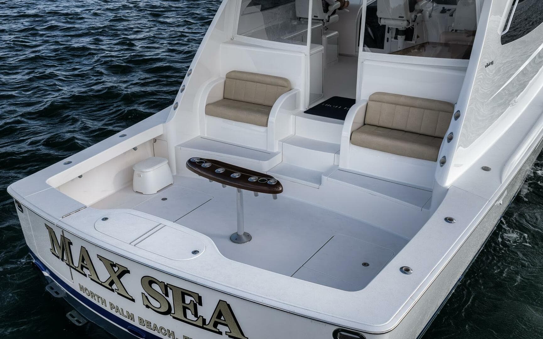 2015 Viking 52 Sport Coupe — photo 22