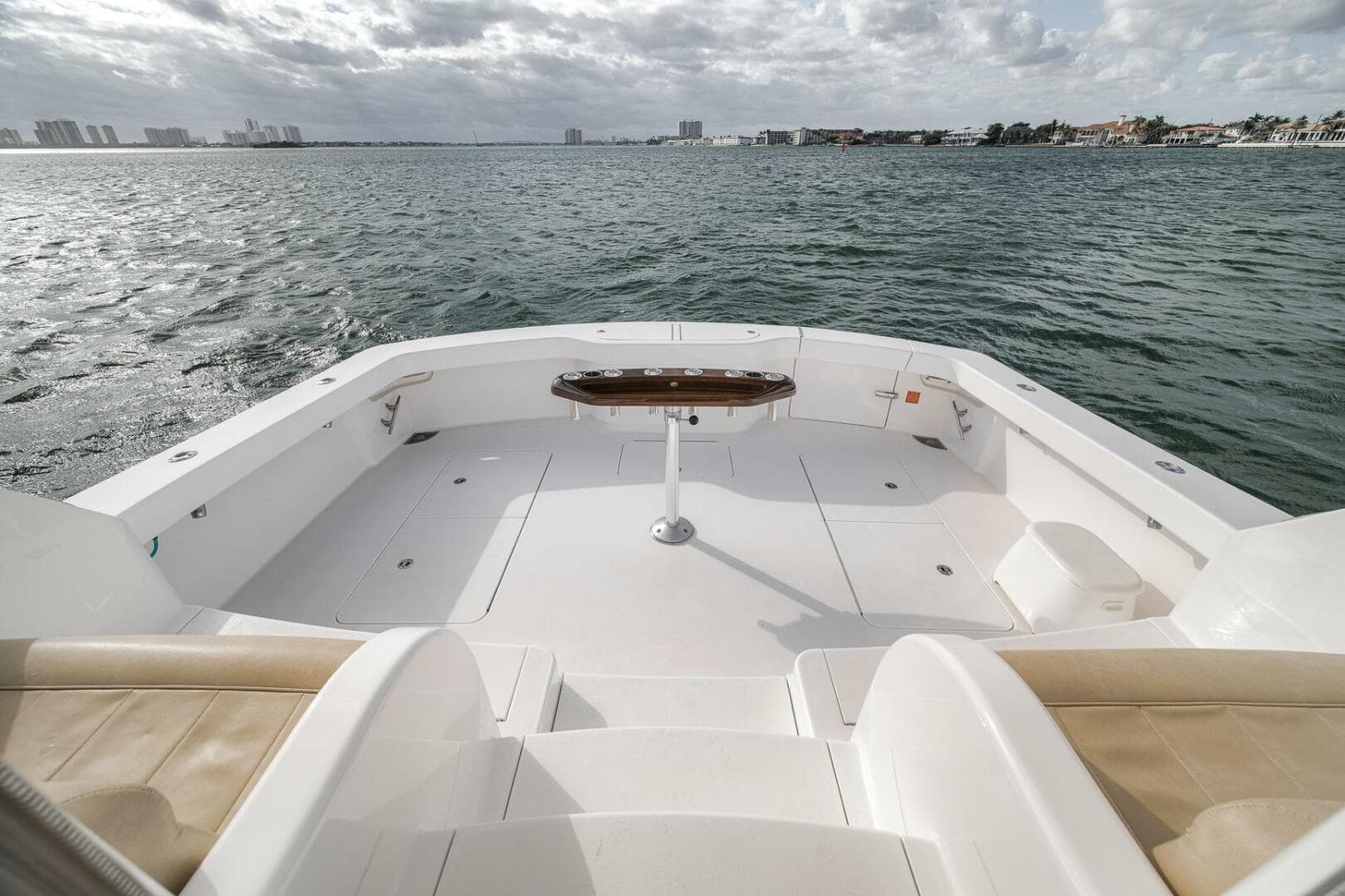 2015 Viking 52 Sport Coupe — photo 23