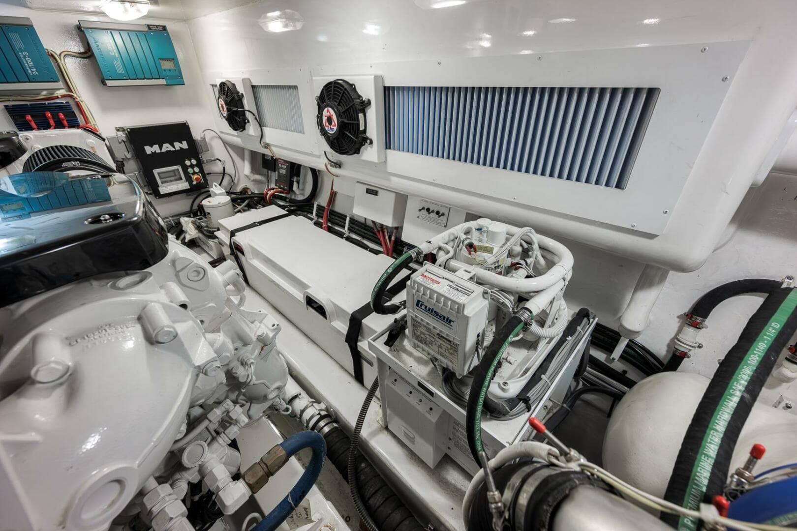 2015 Viking 52 Sport Coupe — photo 75