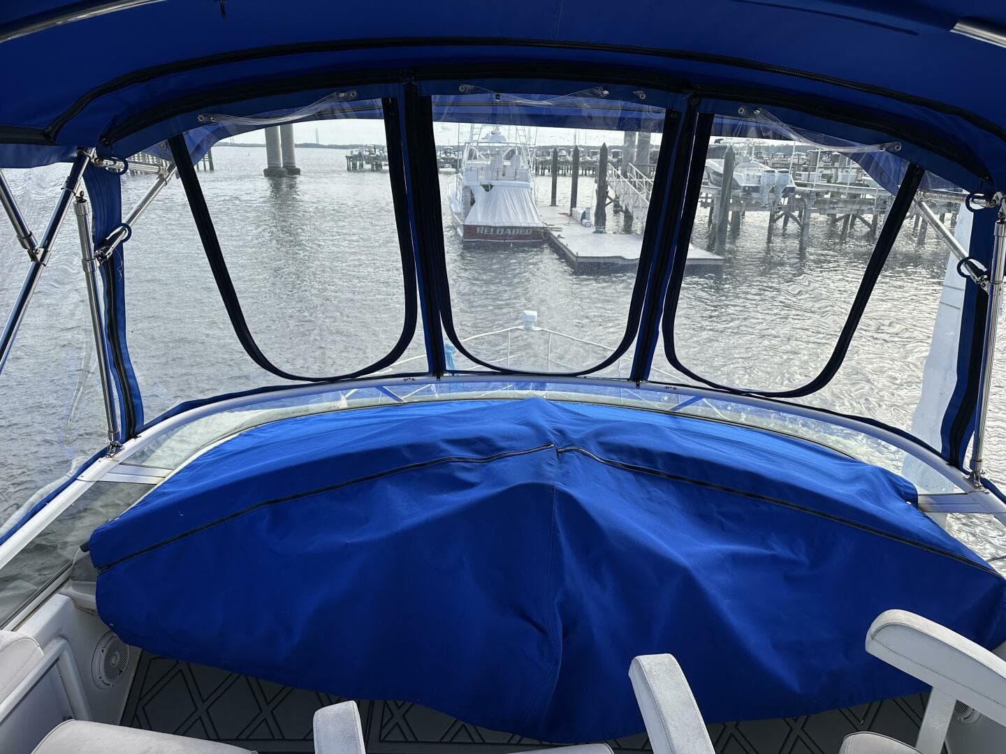 2005 Carver 36 SS — photo 20