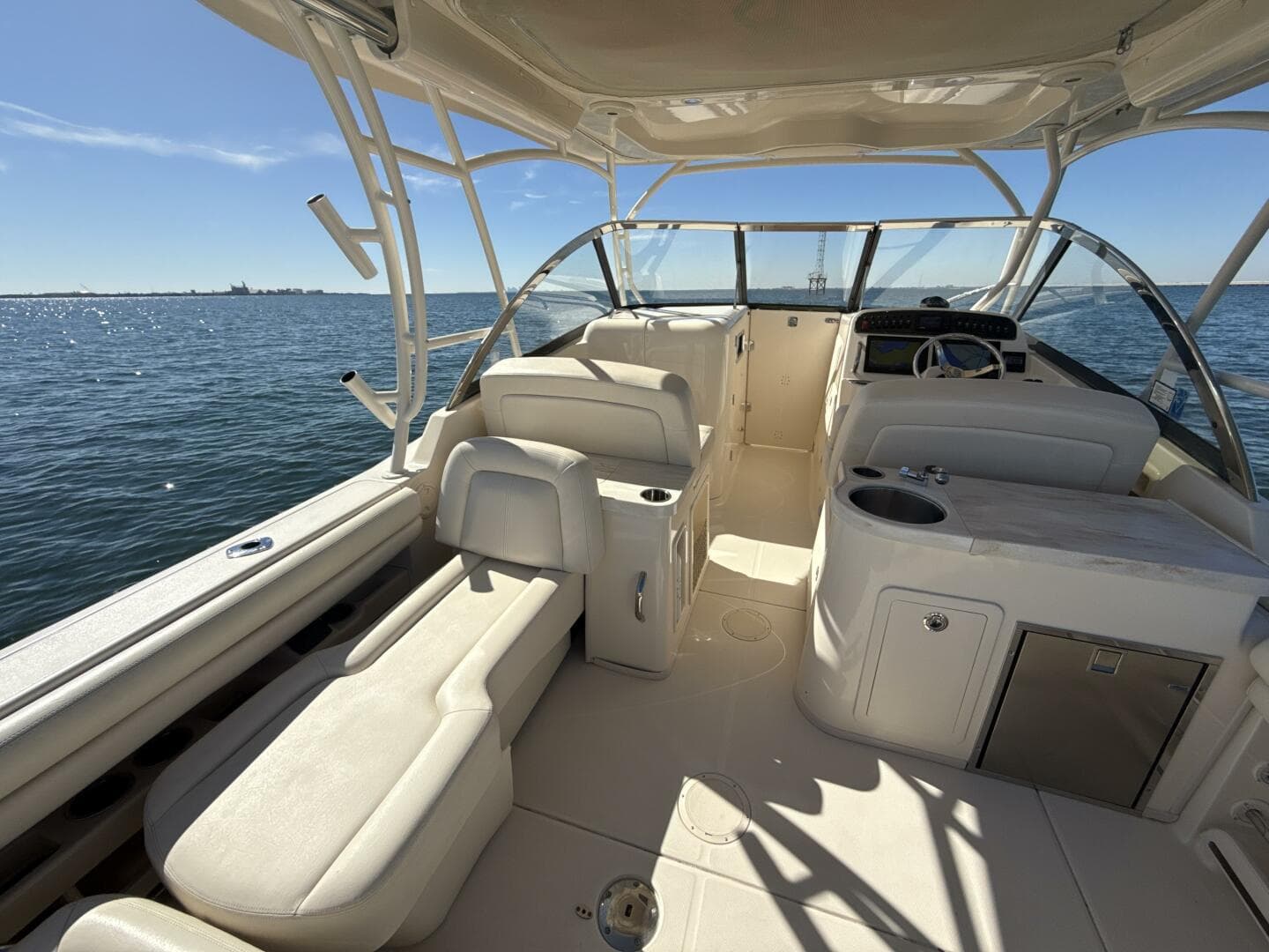 2016 Grady-White 307 Freedom — photo 22