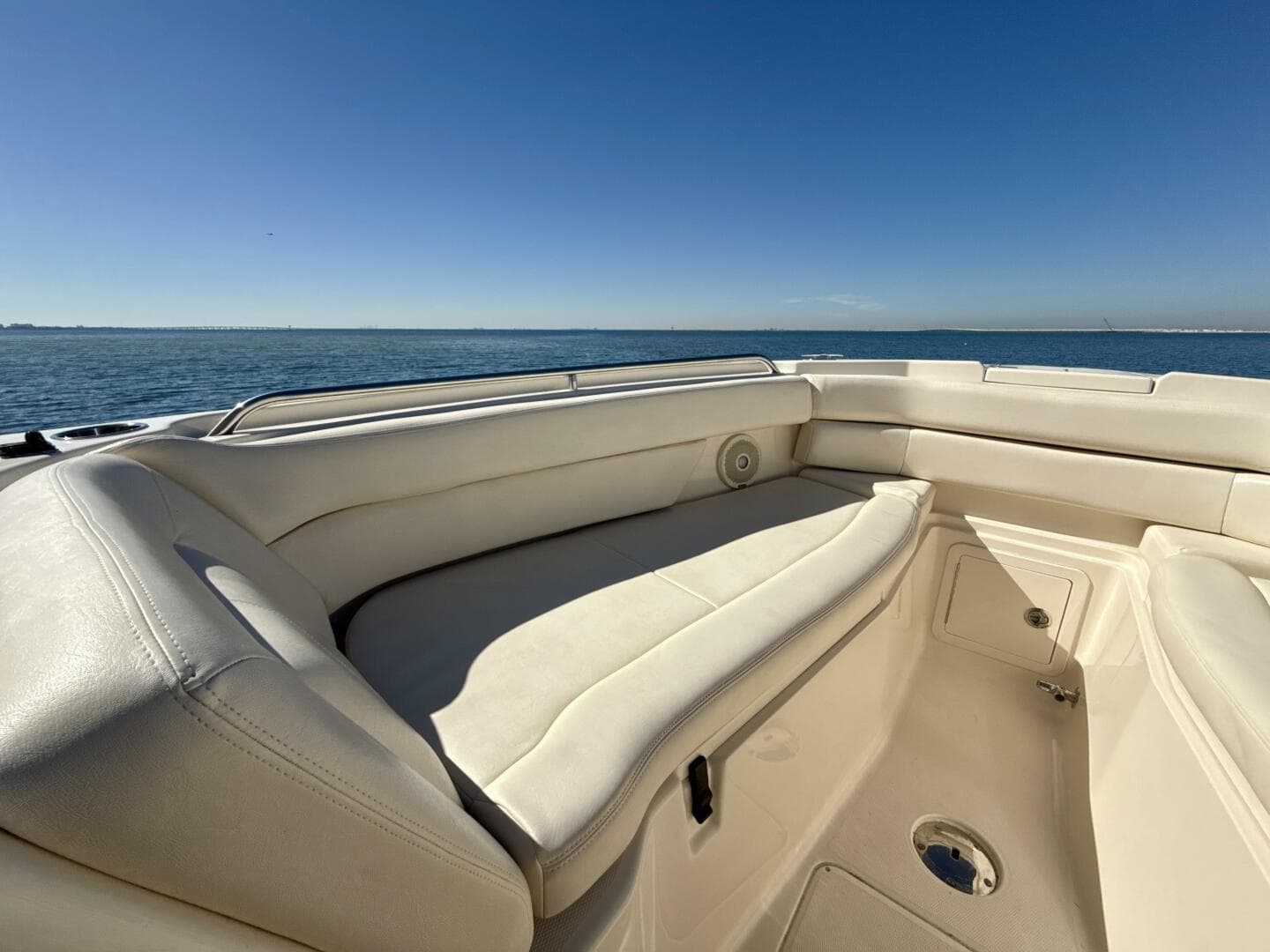 2016 Grady-White 307 Freedom — photo 4