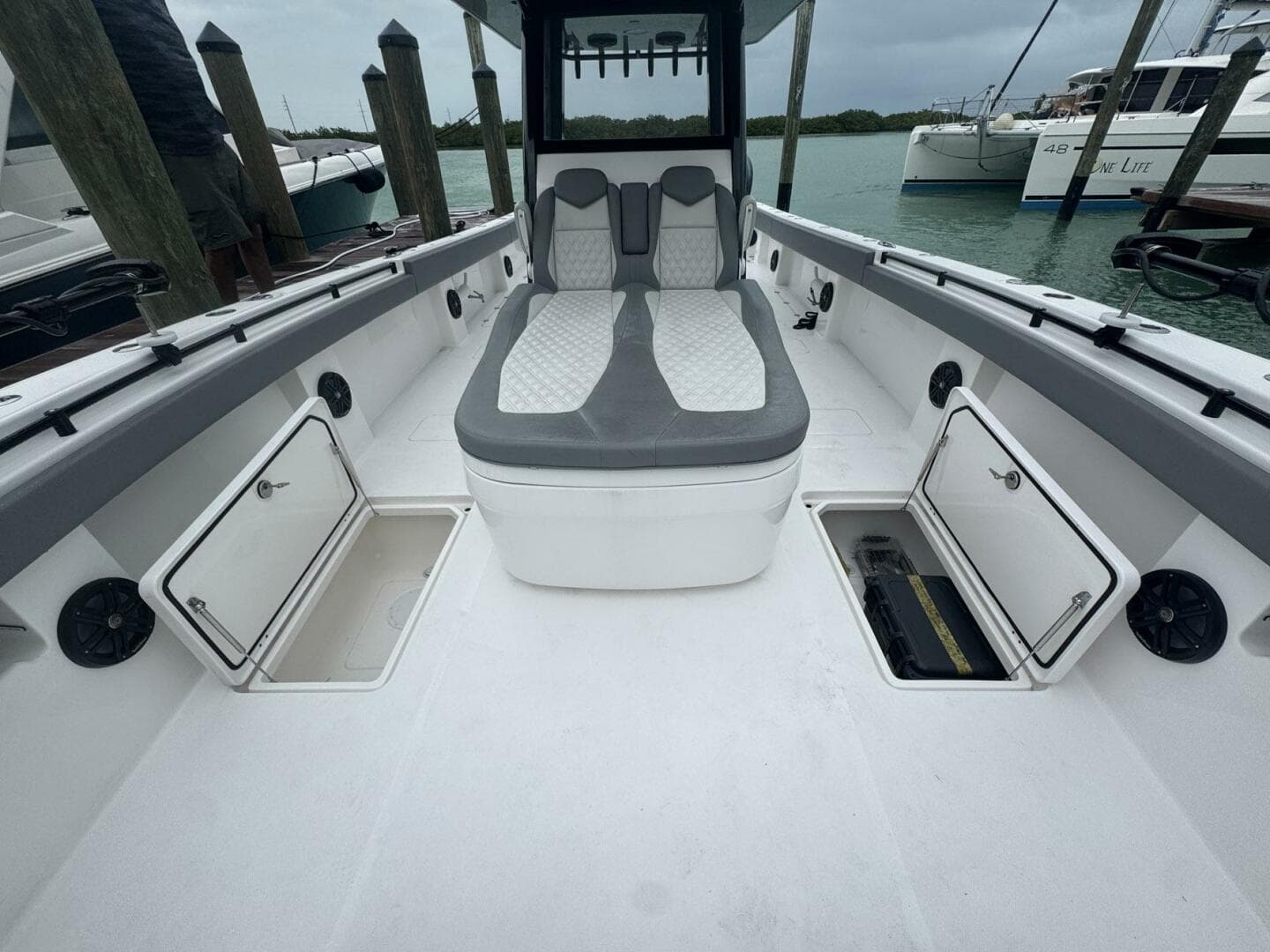 2025 Invincible 35 Catamaran — photo 4