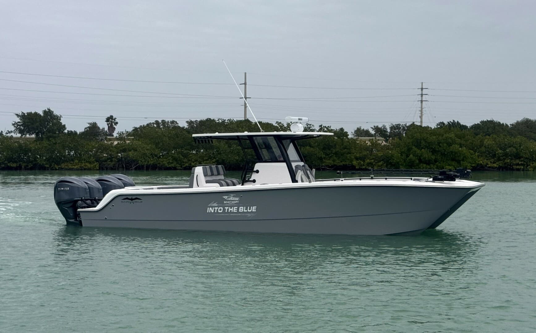 2025 Invincible 35 Catamaran