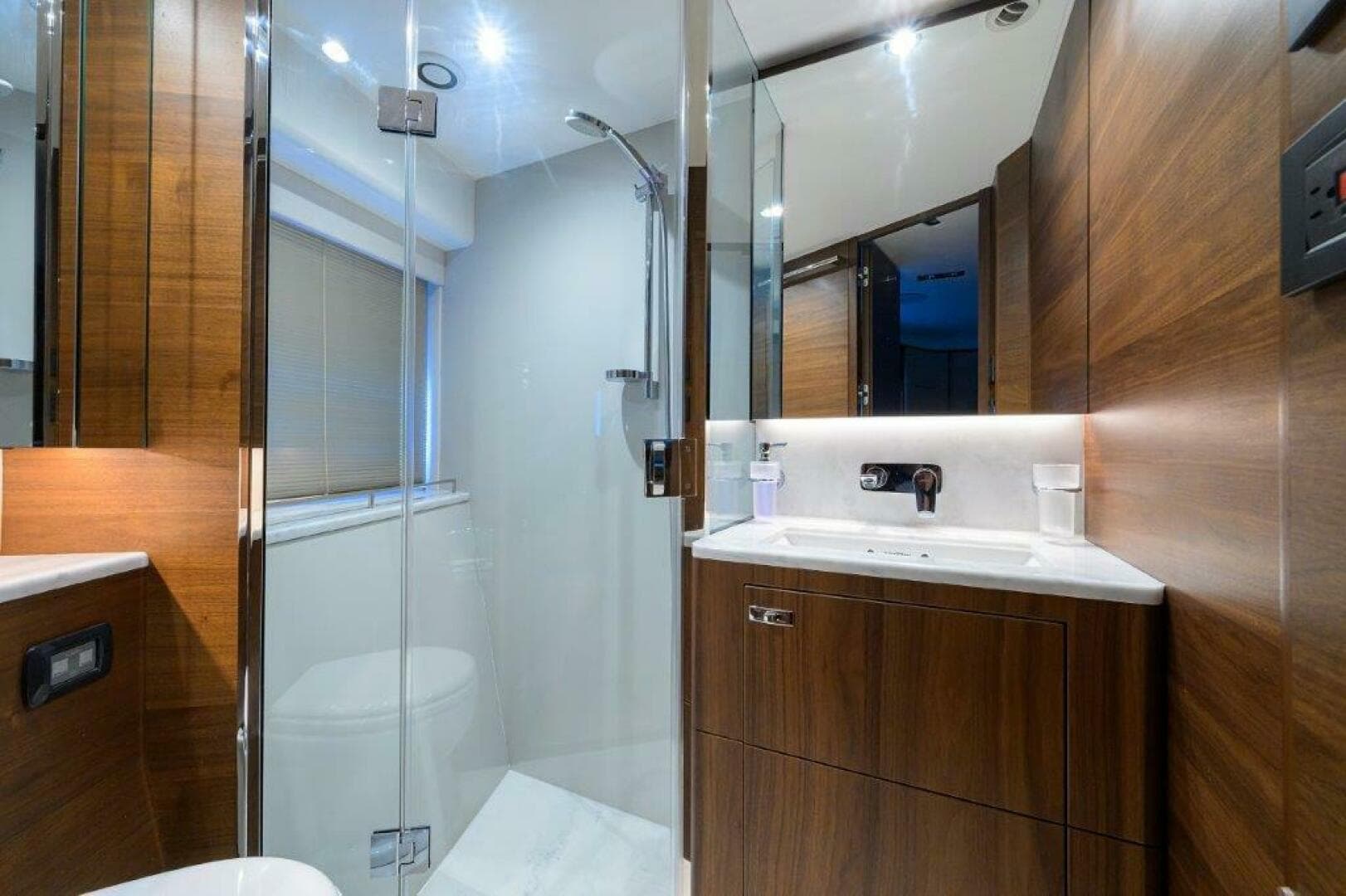 2020 Princess Y78 — photo 59