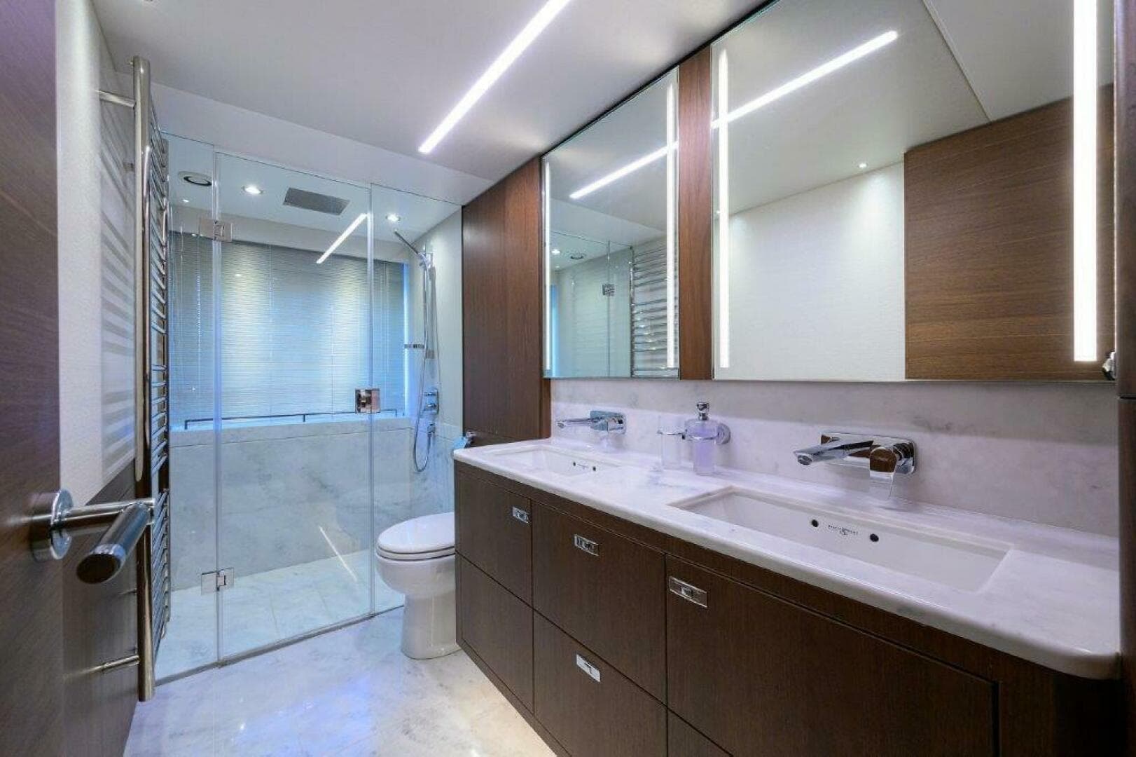 2020 Princess Y78 — photo 54