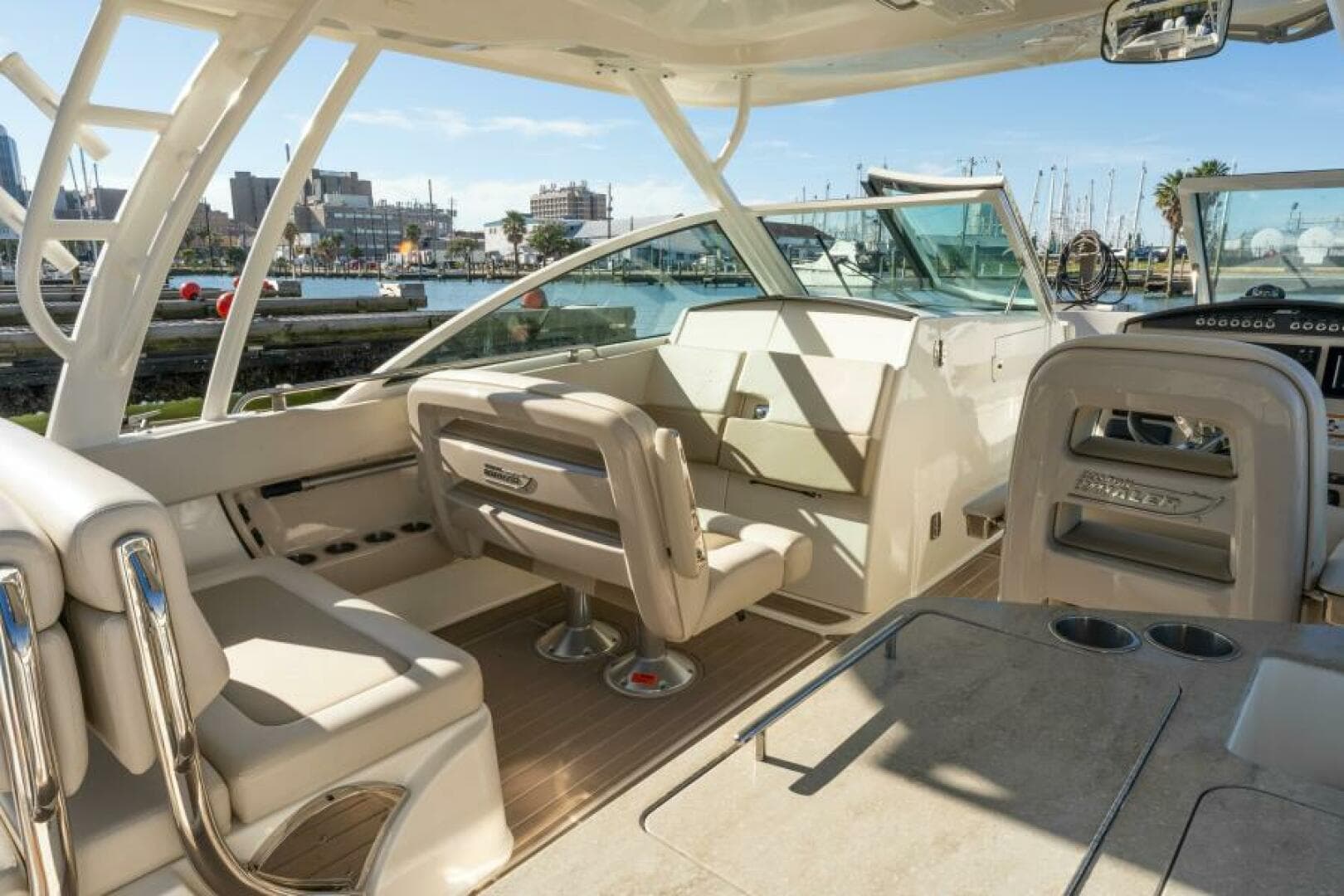 2017 Boston Whaler 320 Vantage — photo 5