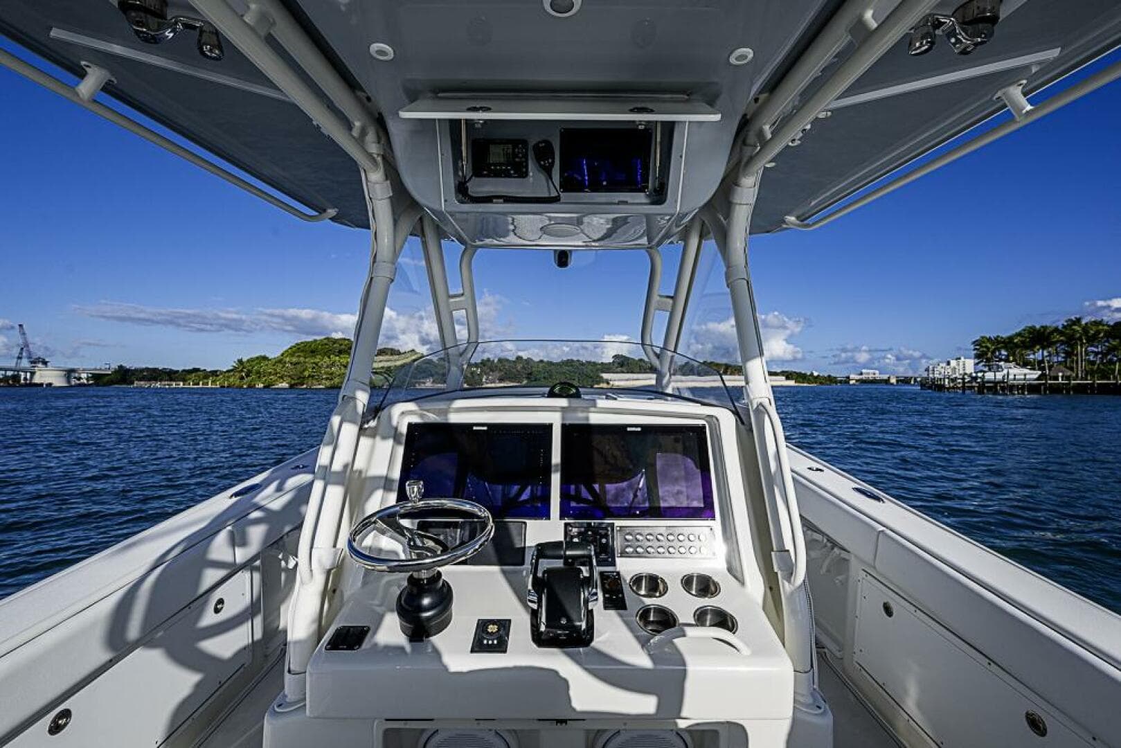 2011 Yellowfin 39 Offshore — photo 11