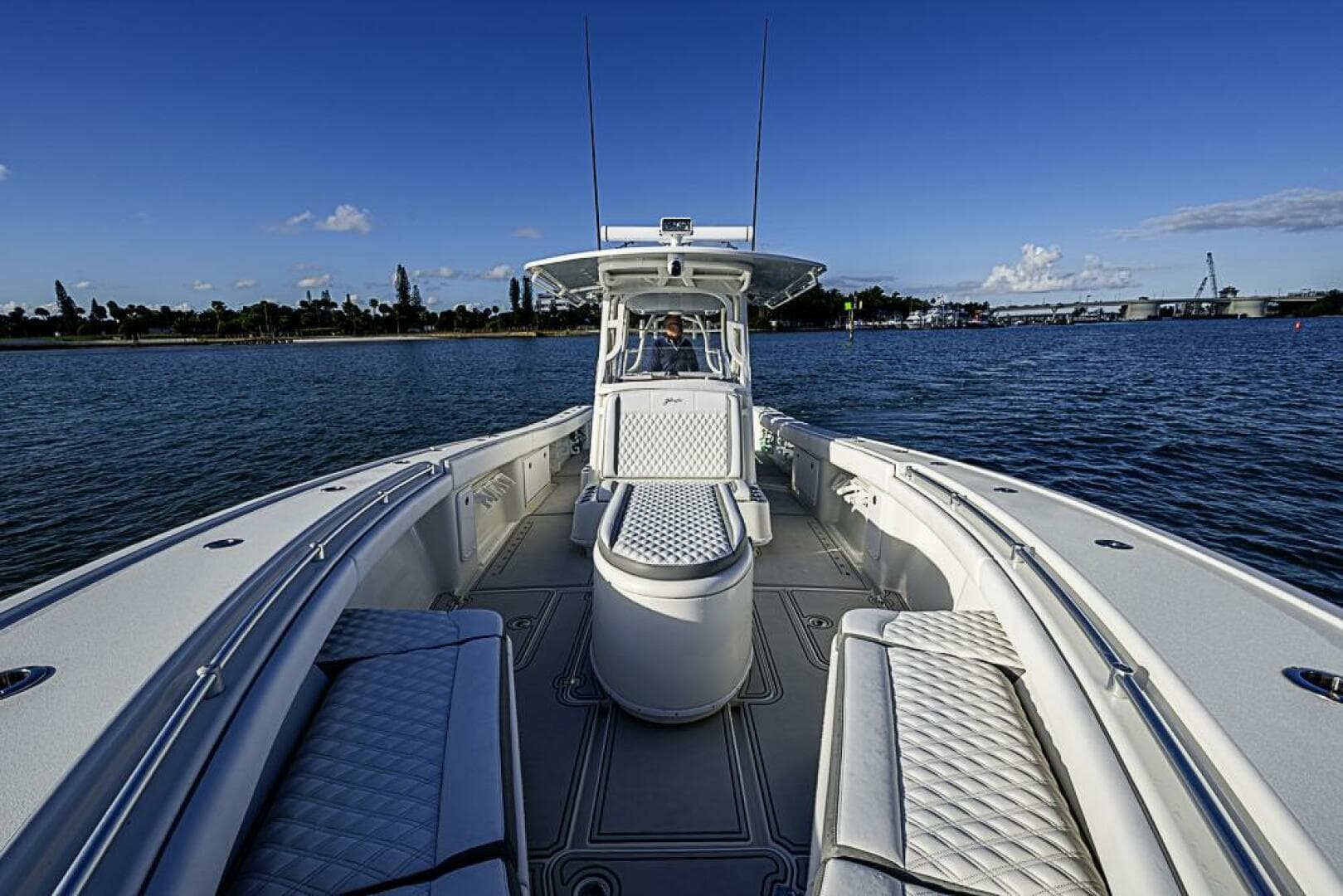 2011 Yellowfin 39 Offshore — photo 8