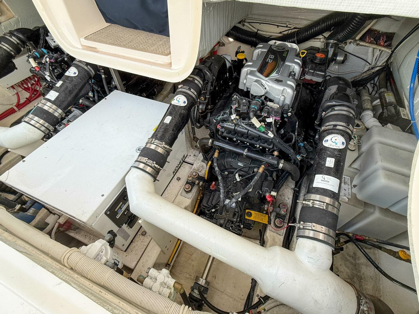 2013 Tiara Yachts 3600 Coronet — photo 46