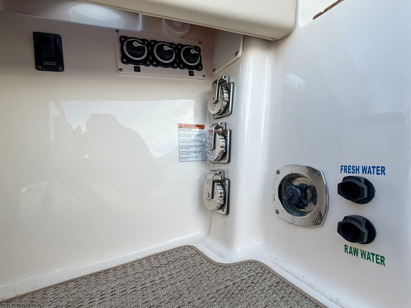 2013 Tiara Yachts 3600 Coronet — photo 49