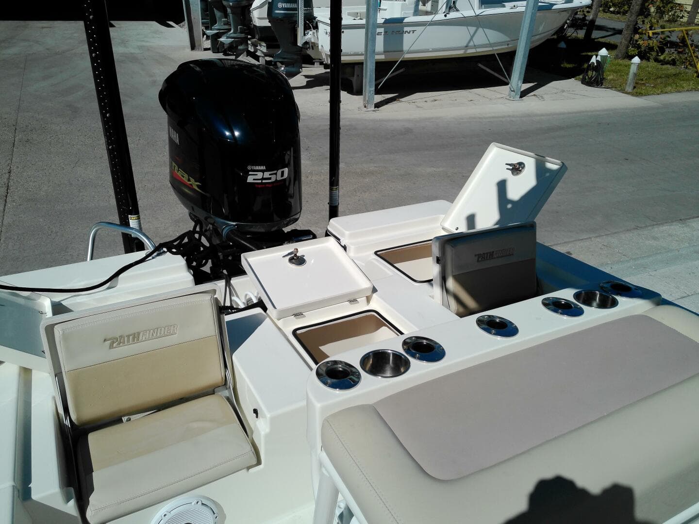 2016 Pathfinder — photo 16