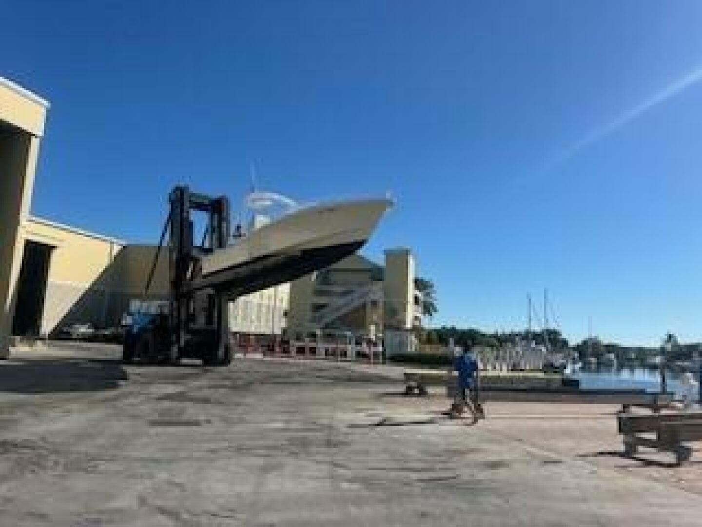 2019 Oceanpro 35 — photo 2