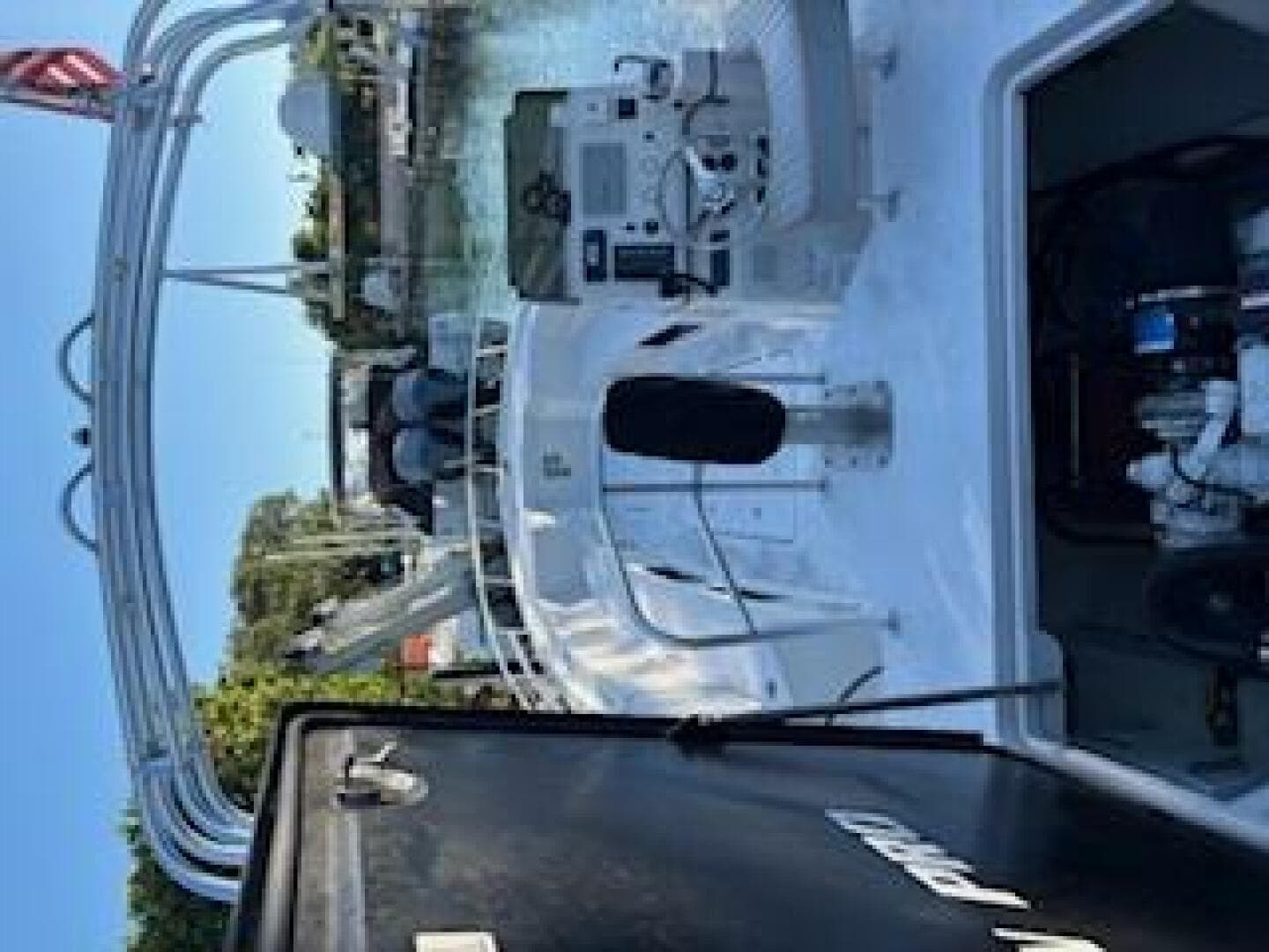 2019 Oceanpro 35 — photo 15