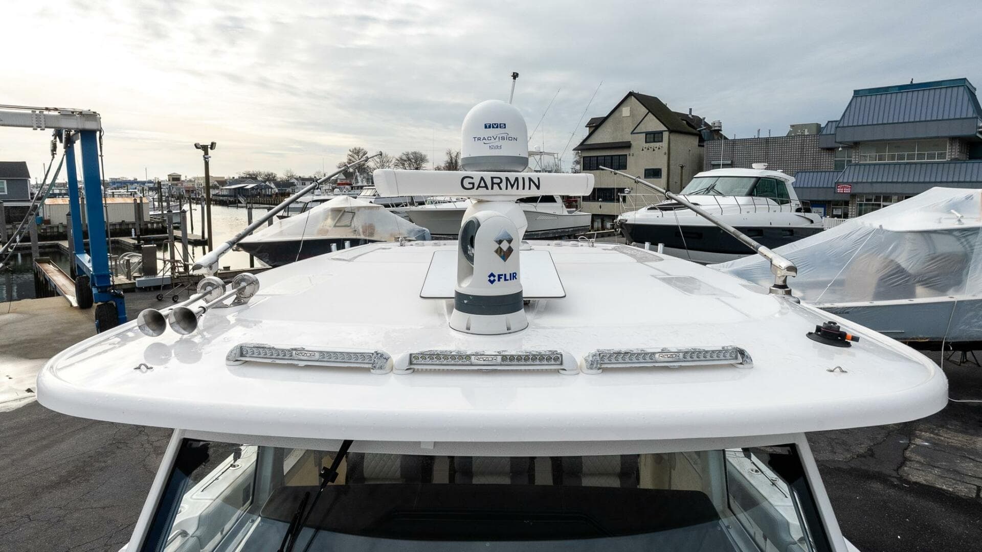 2023 Everglades 455 Center Console — photo 30