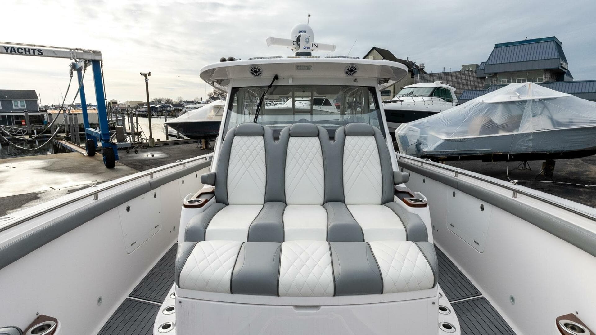 2023 Everglades 455 Center Console — photo 37