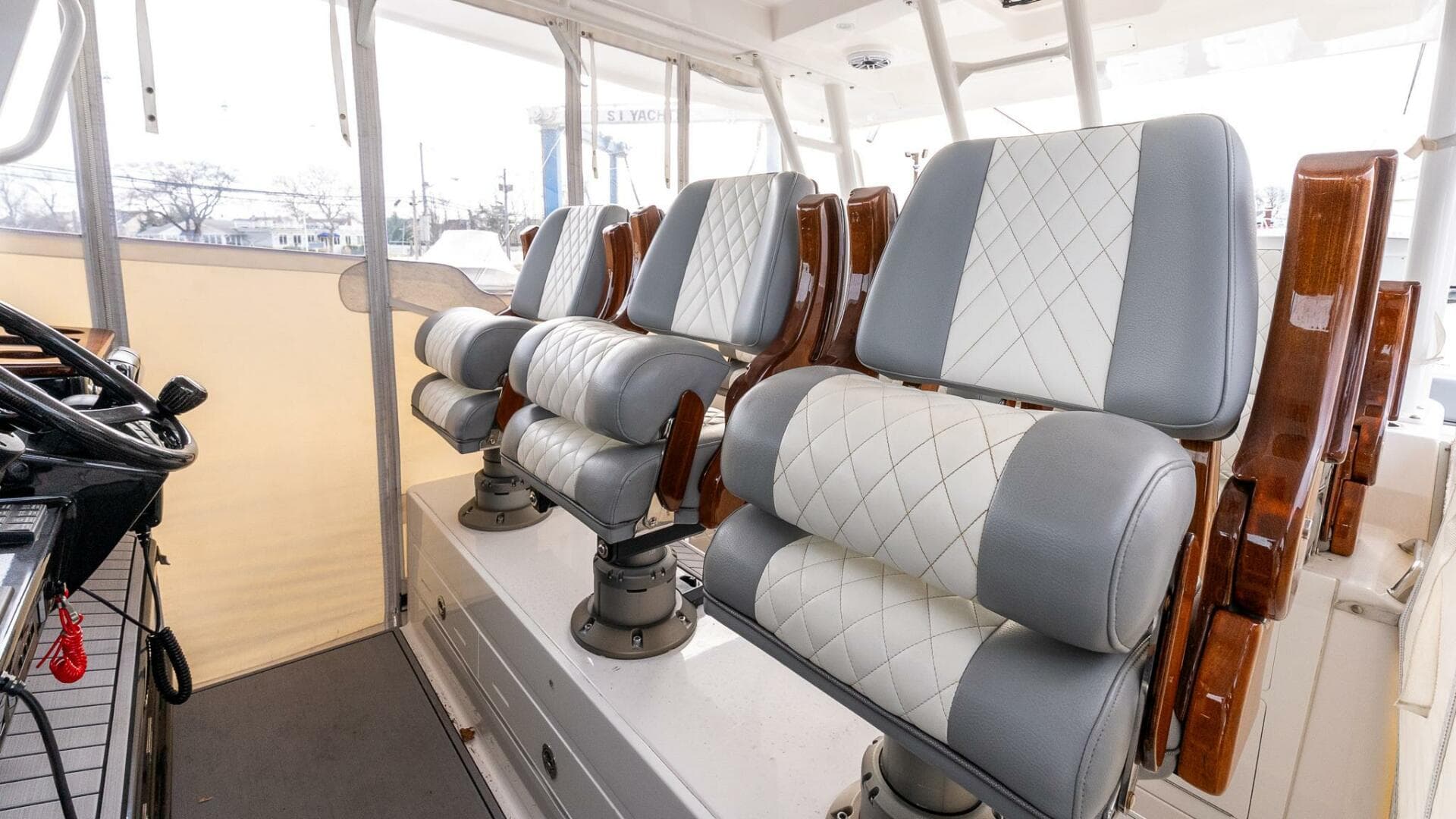 2023 Everglades 455 Center Console — photo 21