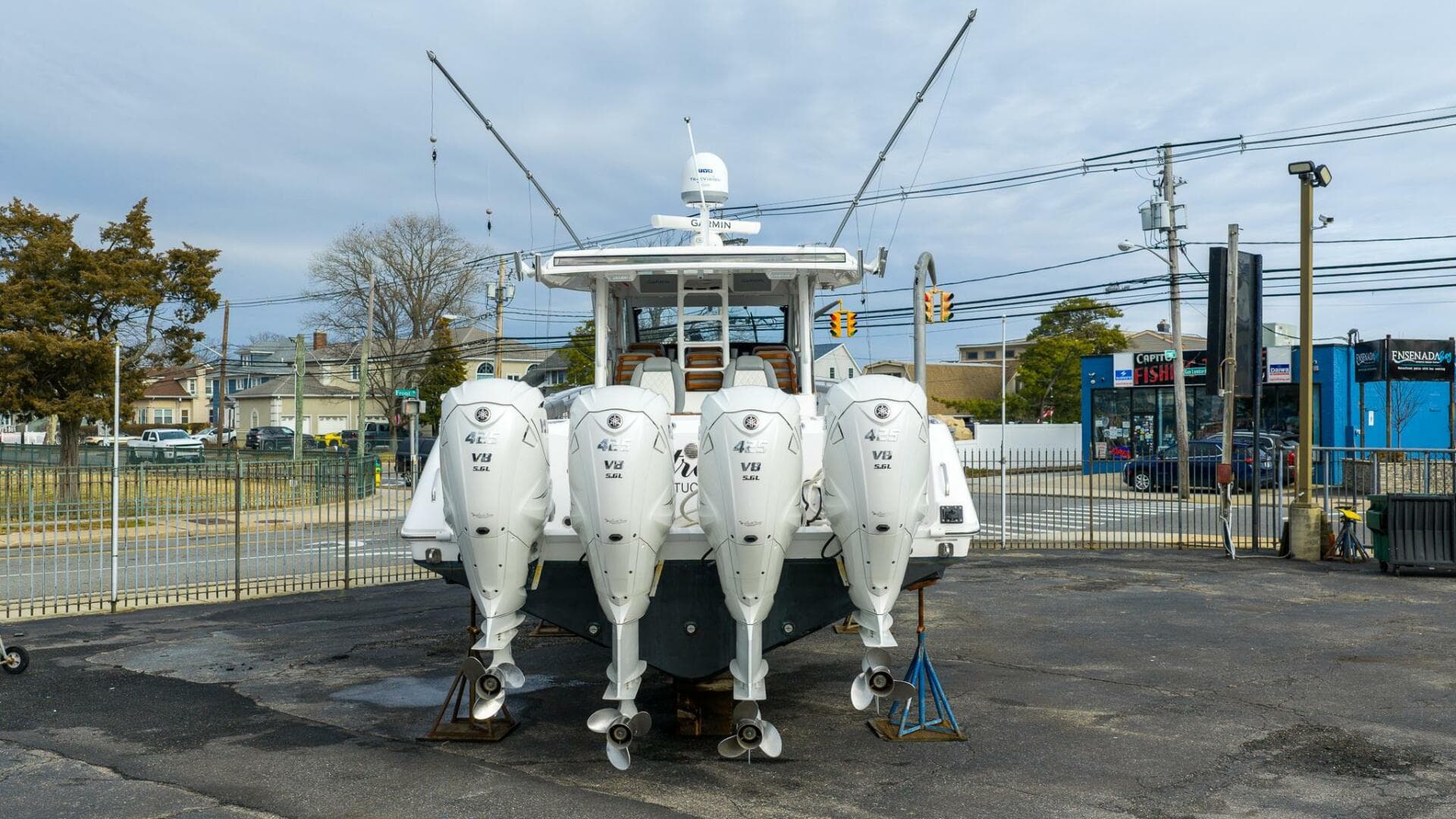 2023 Everglades 455 Center Console — photo 6