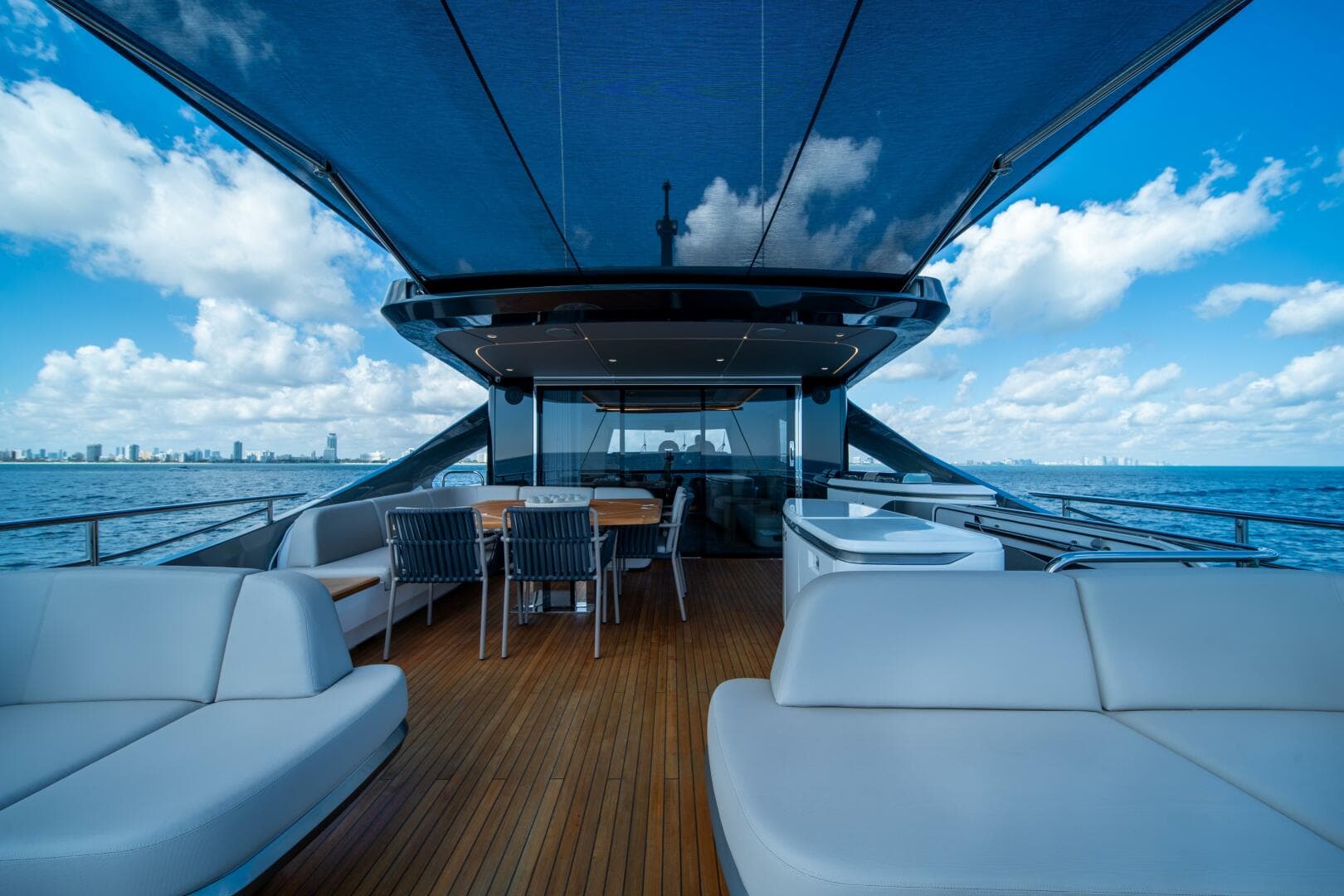 2025 Princess X80 — photo 43