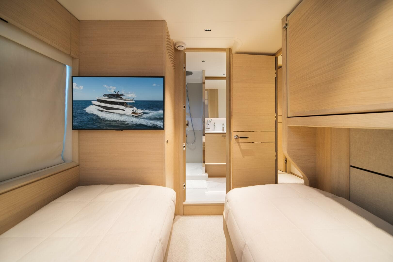 2025 Princess X80 — photo 36