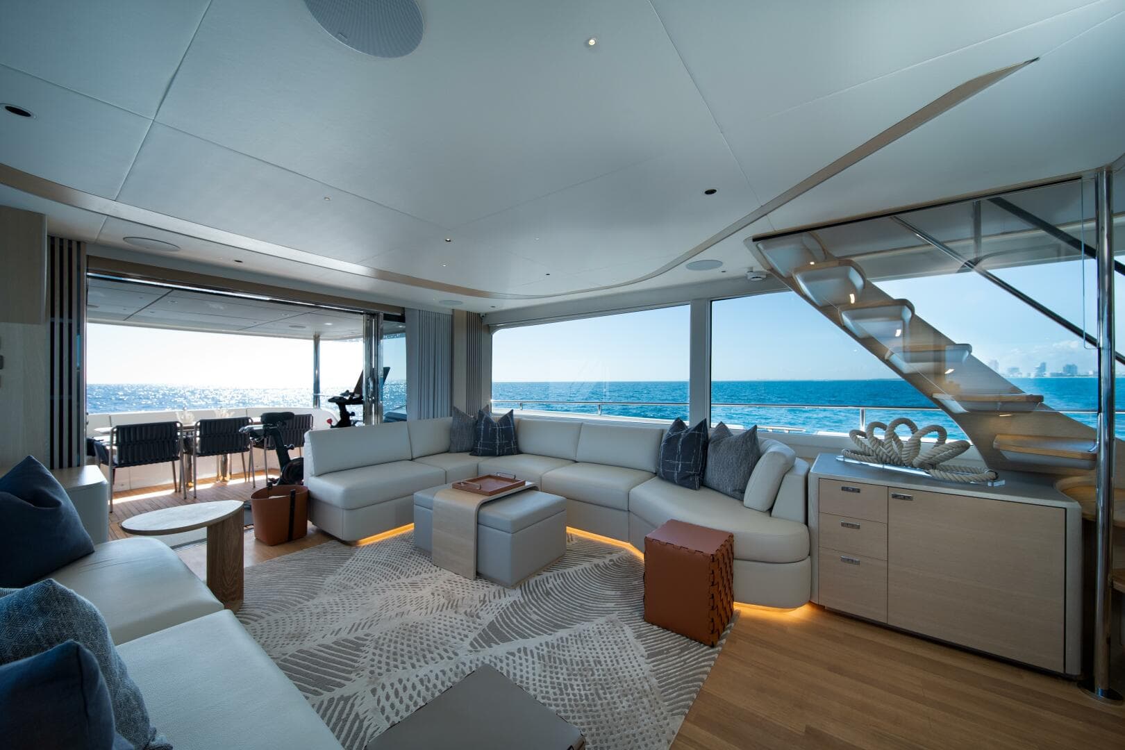 2025 Princess X80 — photo 8